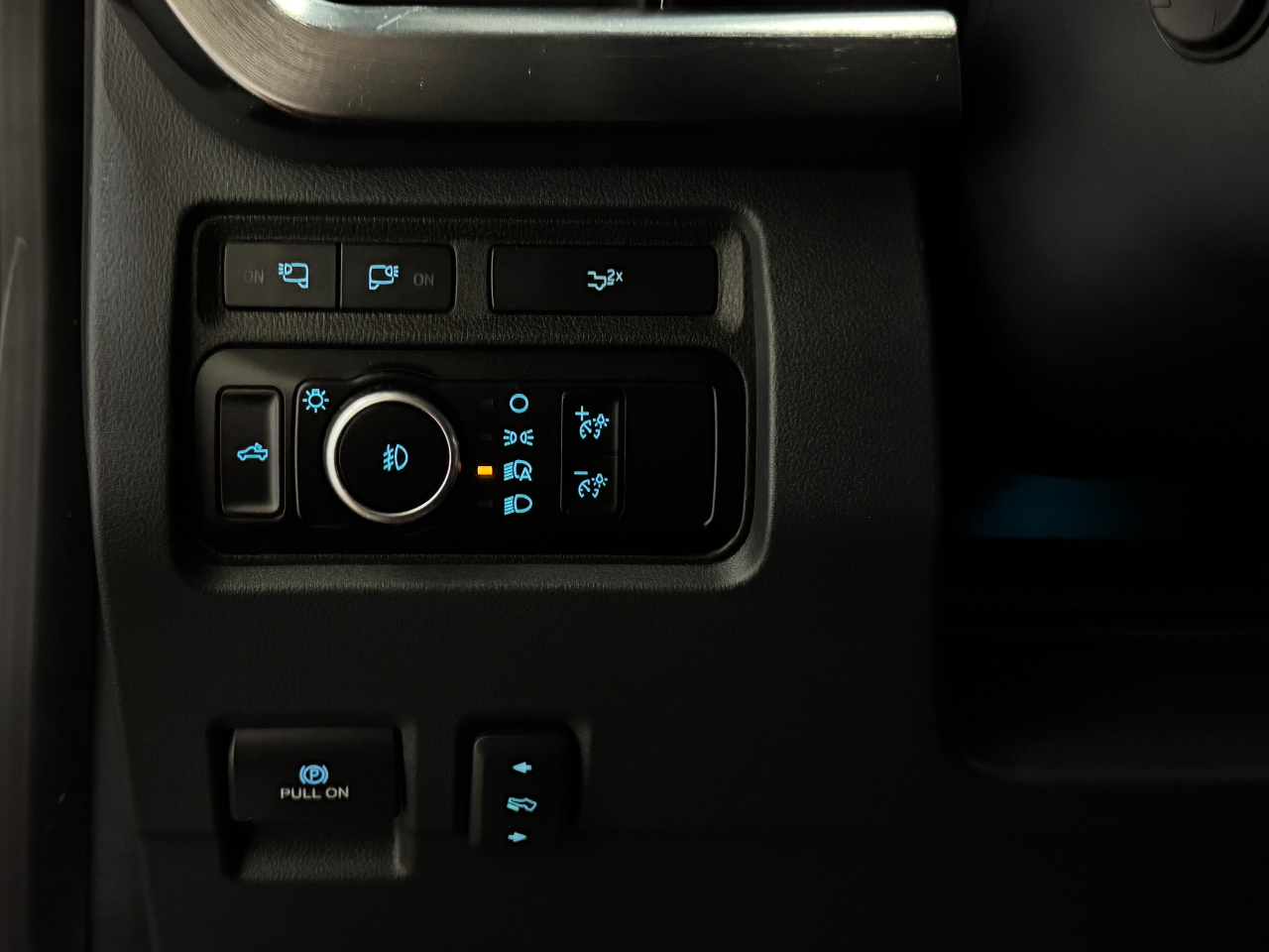 Ford Super Duty F-250 SRW  2024
