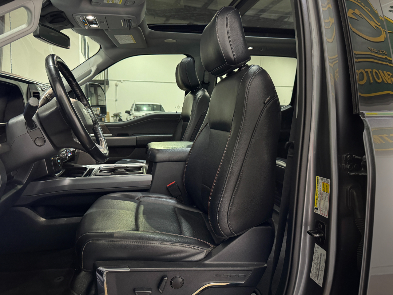 Ford Super Duty F-350 DRW  2024