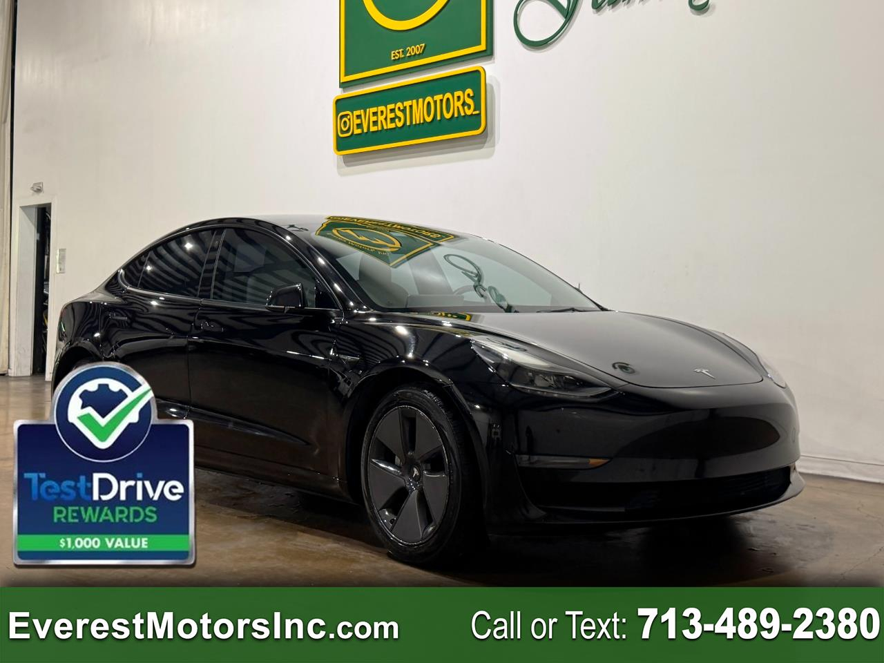 2023 Tesla Model 3 -'s photo