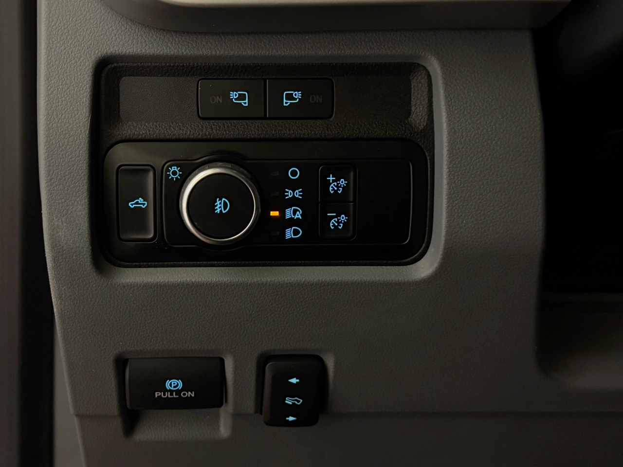 Ford Super Duty F-450 DRW  2023