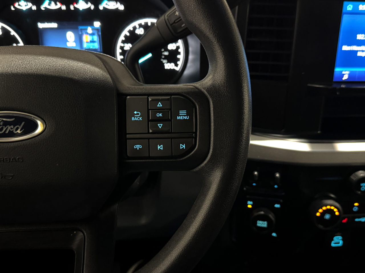 Ford Super Duty F-450 DRW  2023