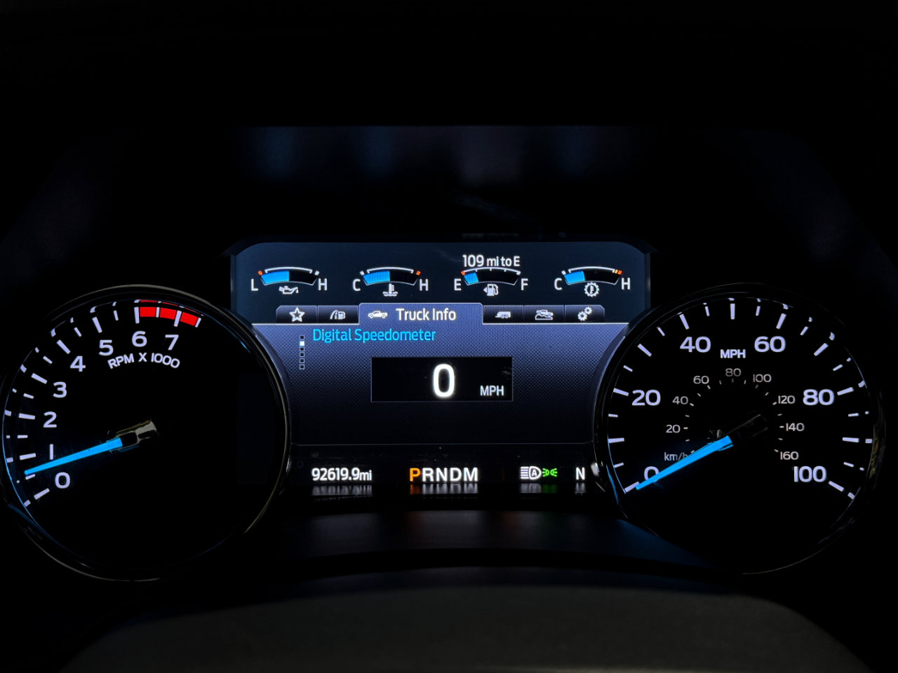 Ford Super Duty F-350 SRW  2022