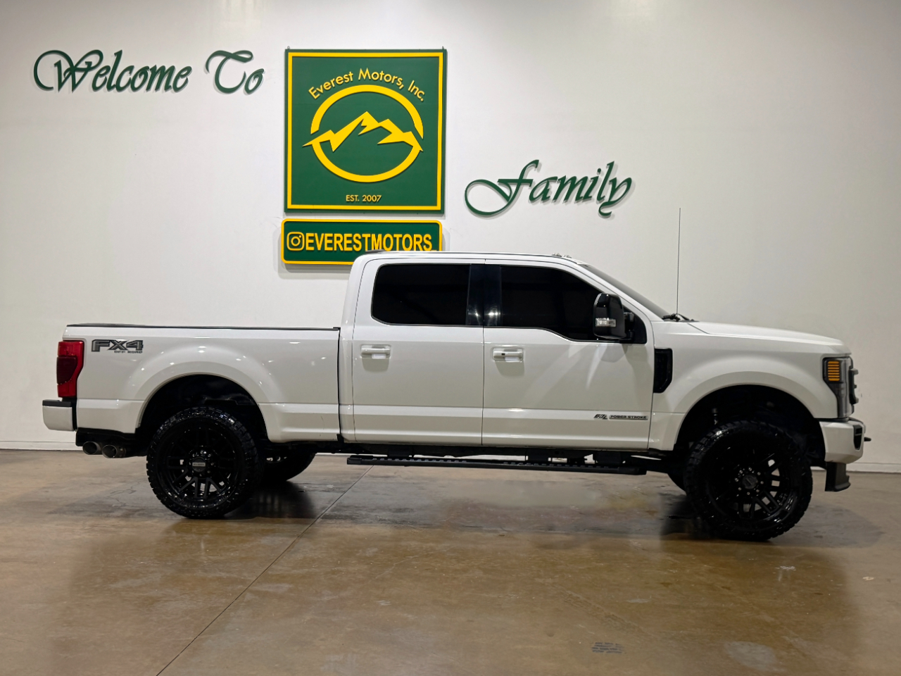 Ford Super Duty F-350 SRW  2021