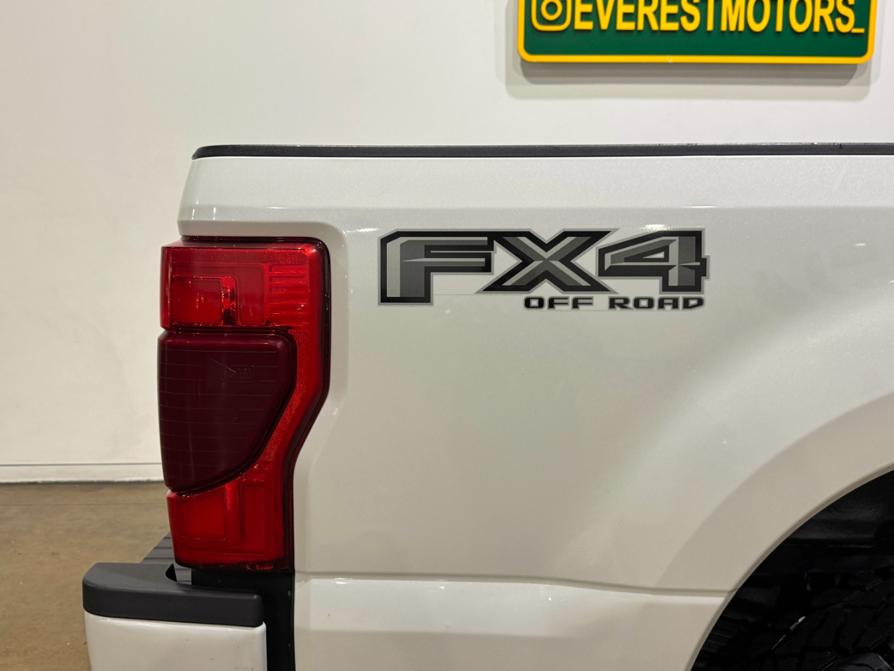 Ford Super Duty F-350 SRW  2021