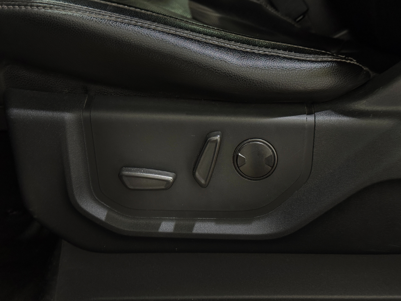 Ford Super Duty F-350 SRW  2021