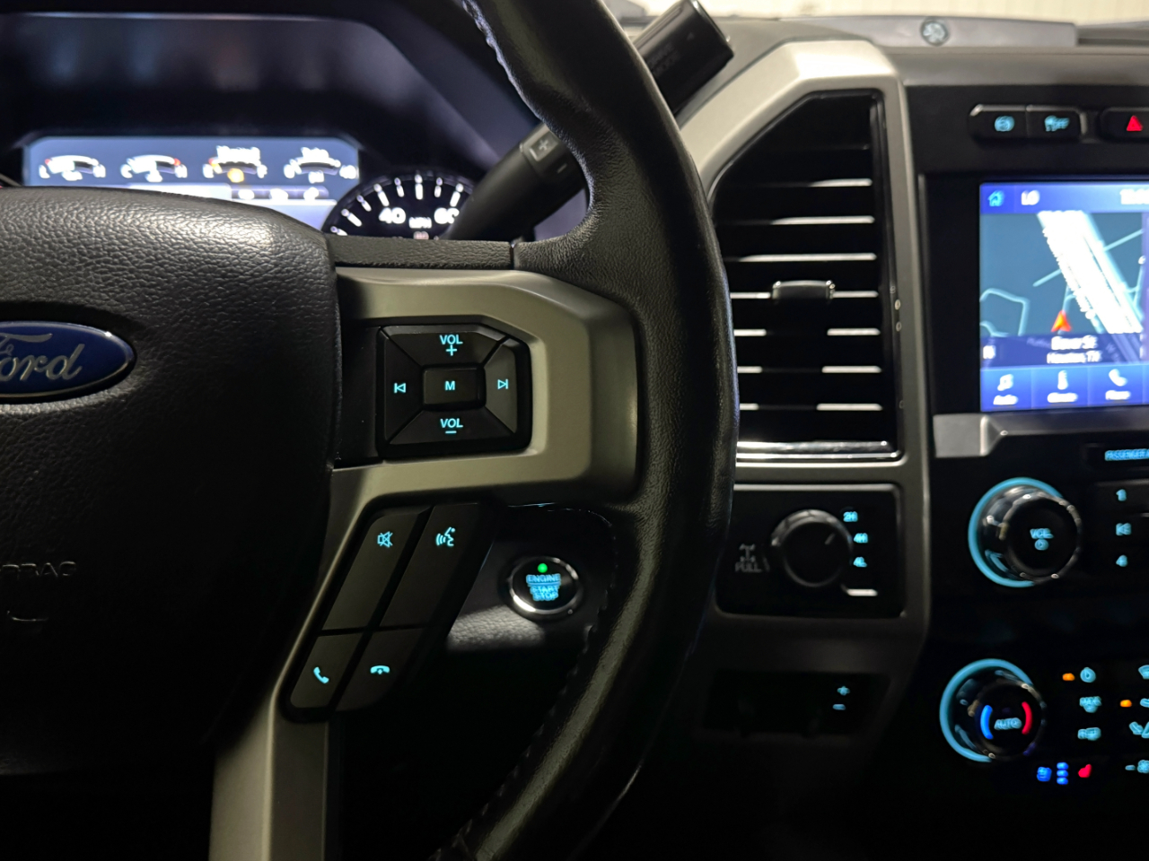 Ford Super Duty F-350 SRW  2021