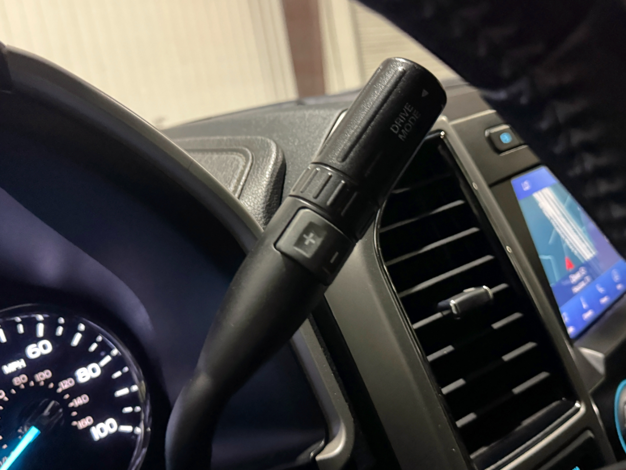 Ford Super Duty F-350 SRW  2021