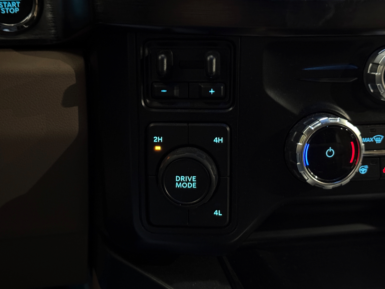 Ford Super Duty F-350 DRW  2023