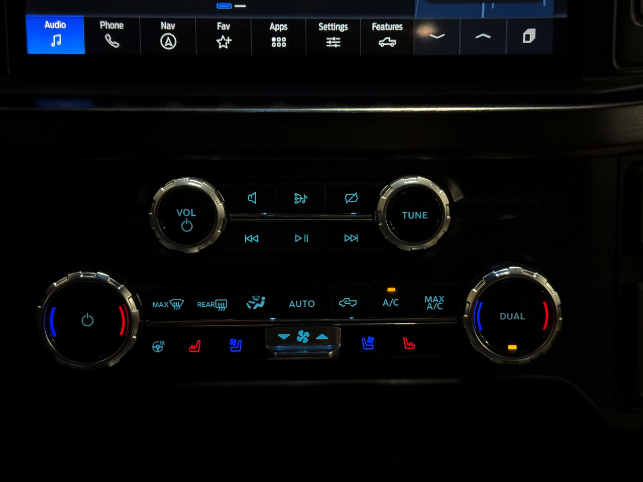 Ford Super Duty F-350 DRW  2023