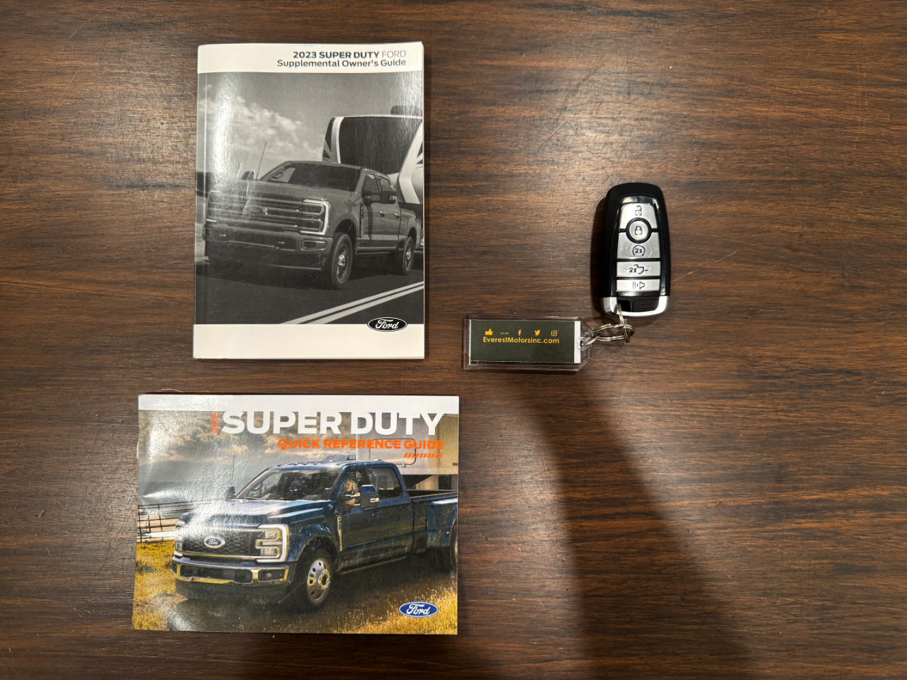 Ford Super Duty F-350 DRW  2023