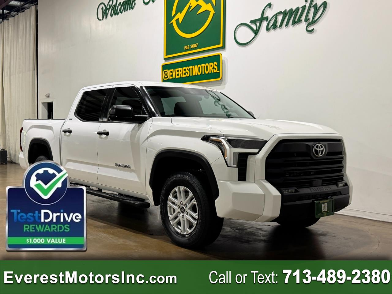 2024 Toyota Tundra SR5 4X4 CREWMAX SHORTBED 3.4L V6 GAS 1OWNER
