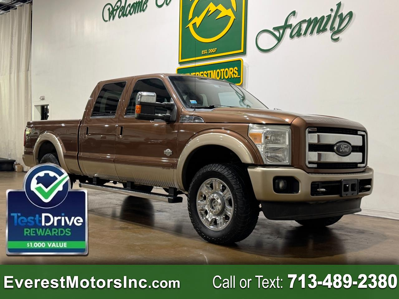 Ford Super Duty F-250 SRW  2012