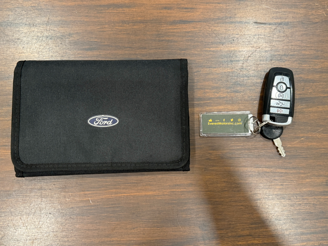 Ford Super Duty F-250 SRW  2017