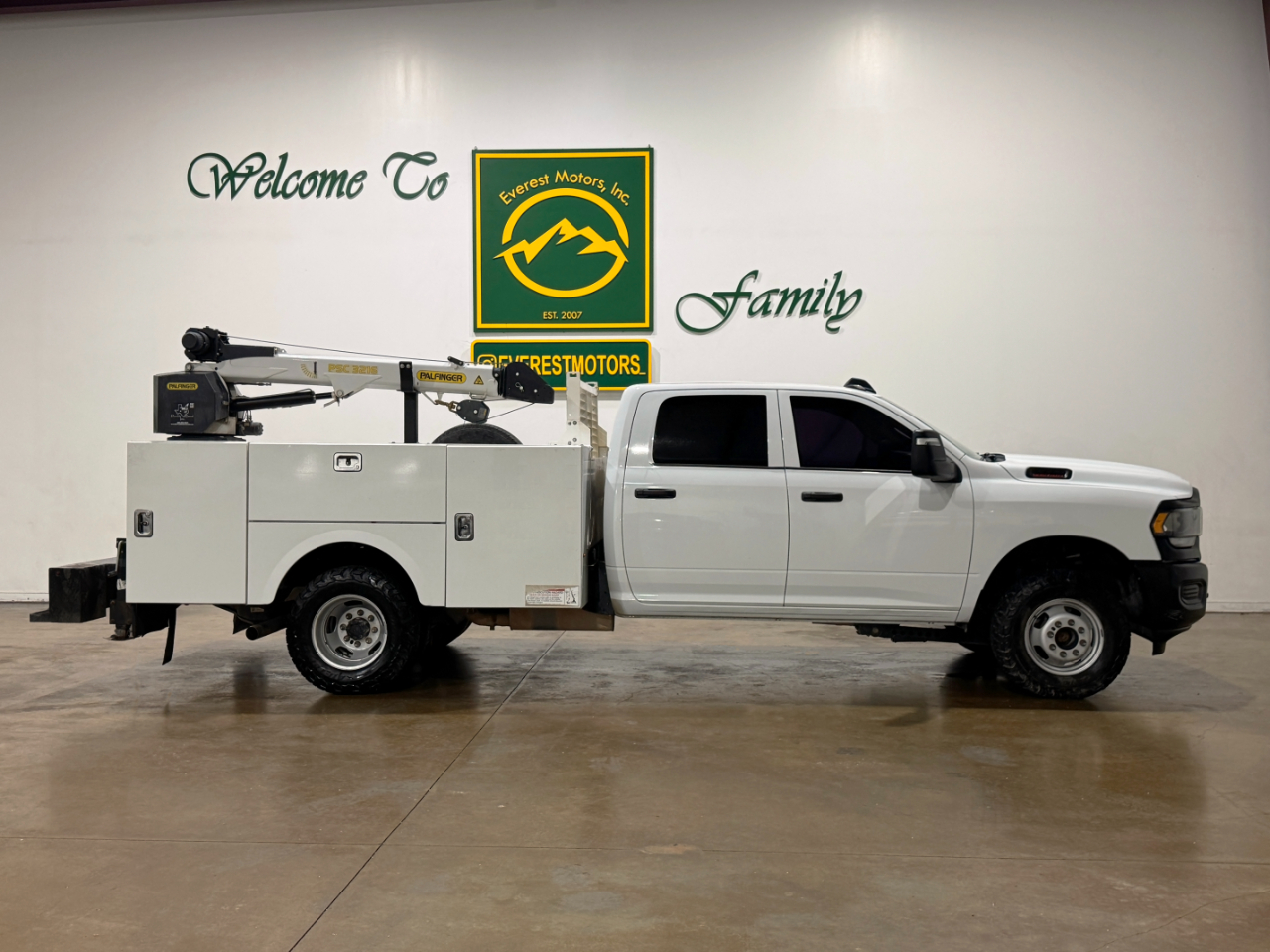 RAM 3500 Chassis Cab  2023