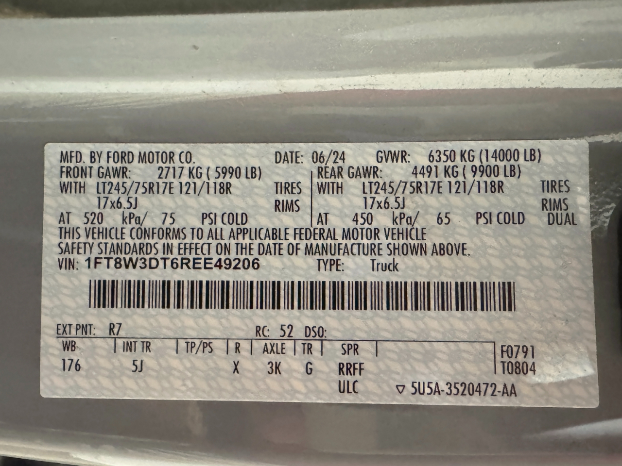 Ford Super Duty F-350 DRW  2024