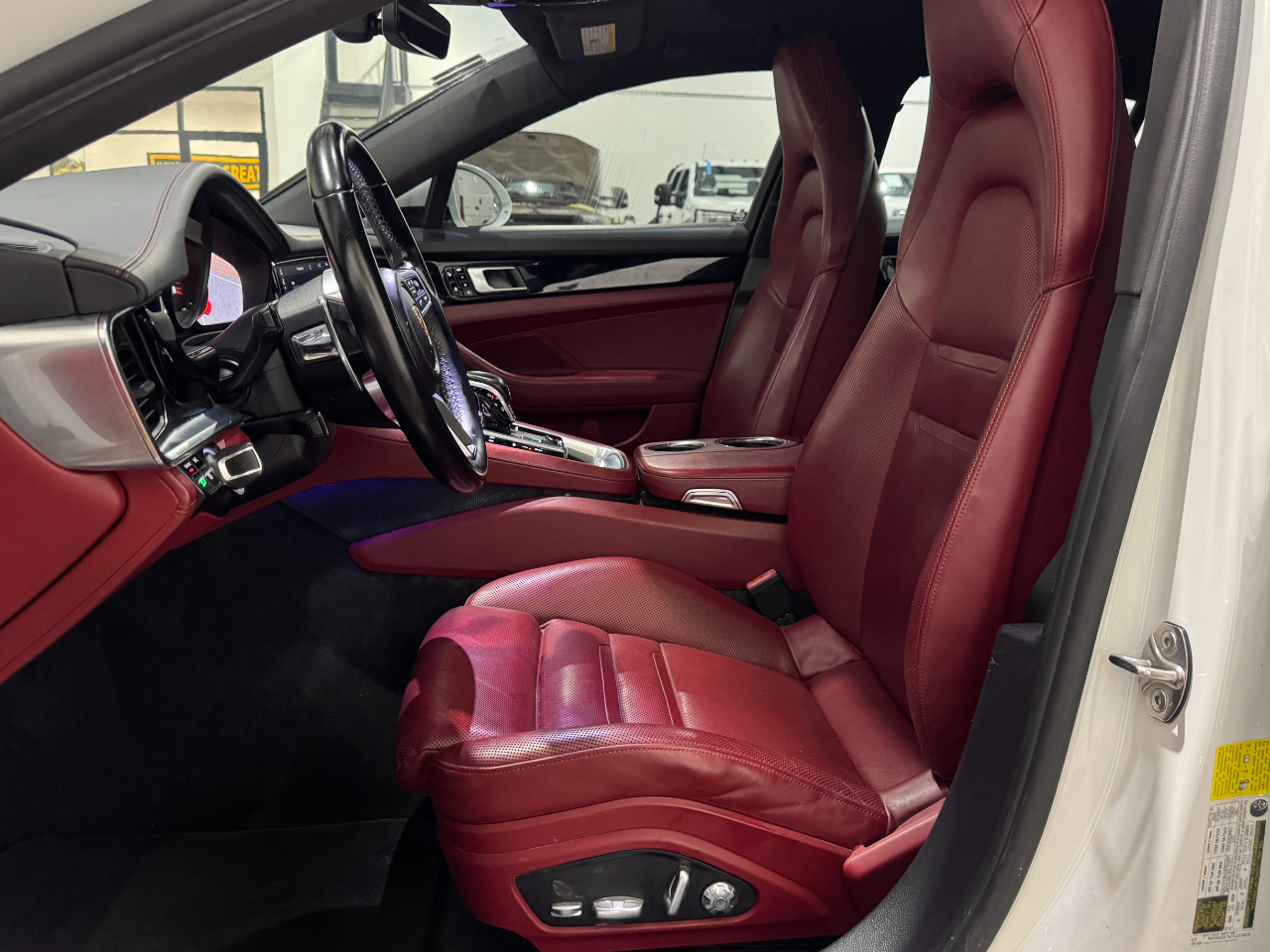 Porsche Panamera  2018