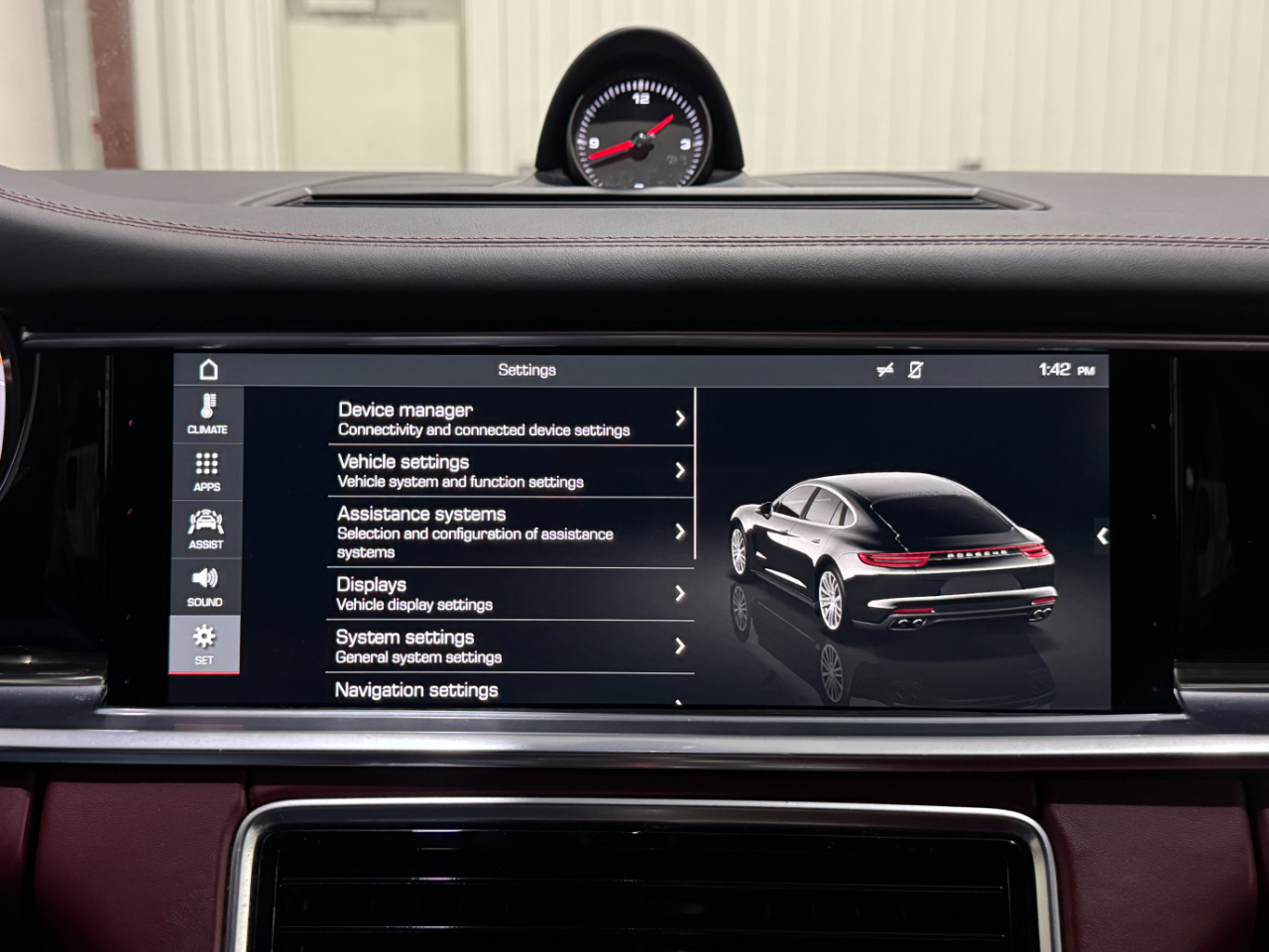 Porsche Panamera  2018