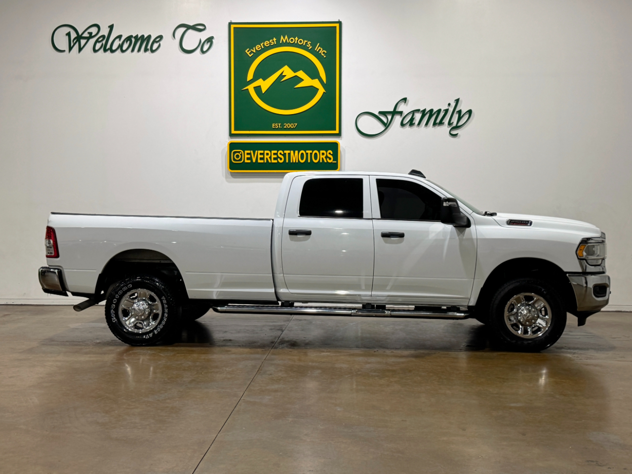 RAM 2500  2023