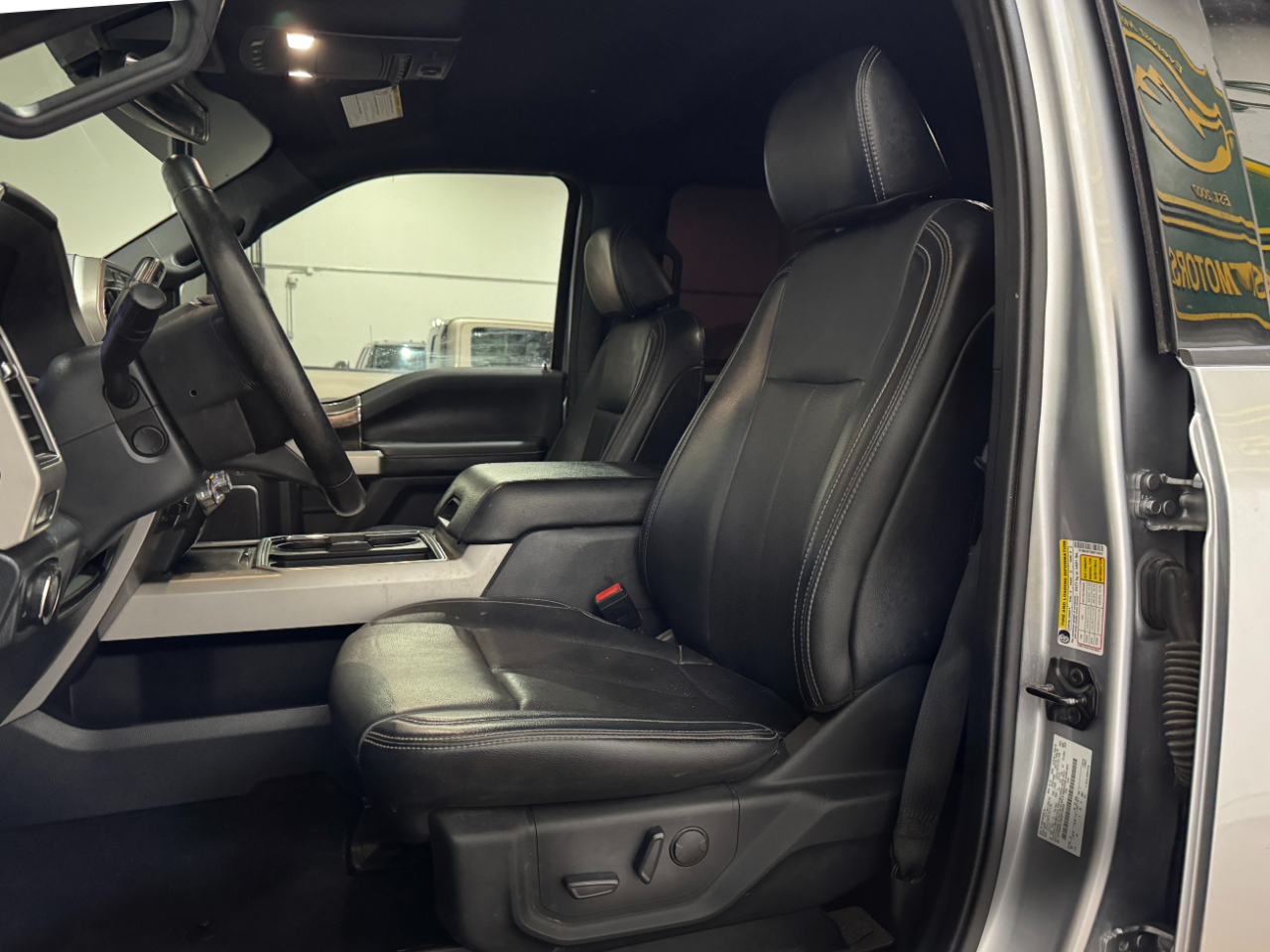 Ford Super Duty F-350 DRW  2022