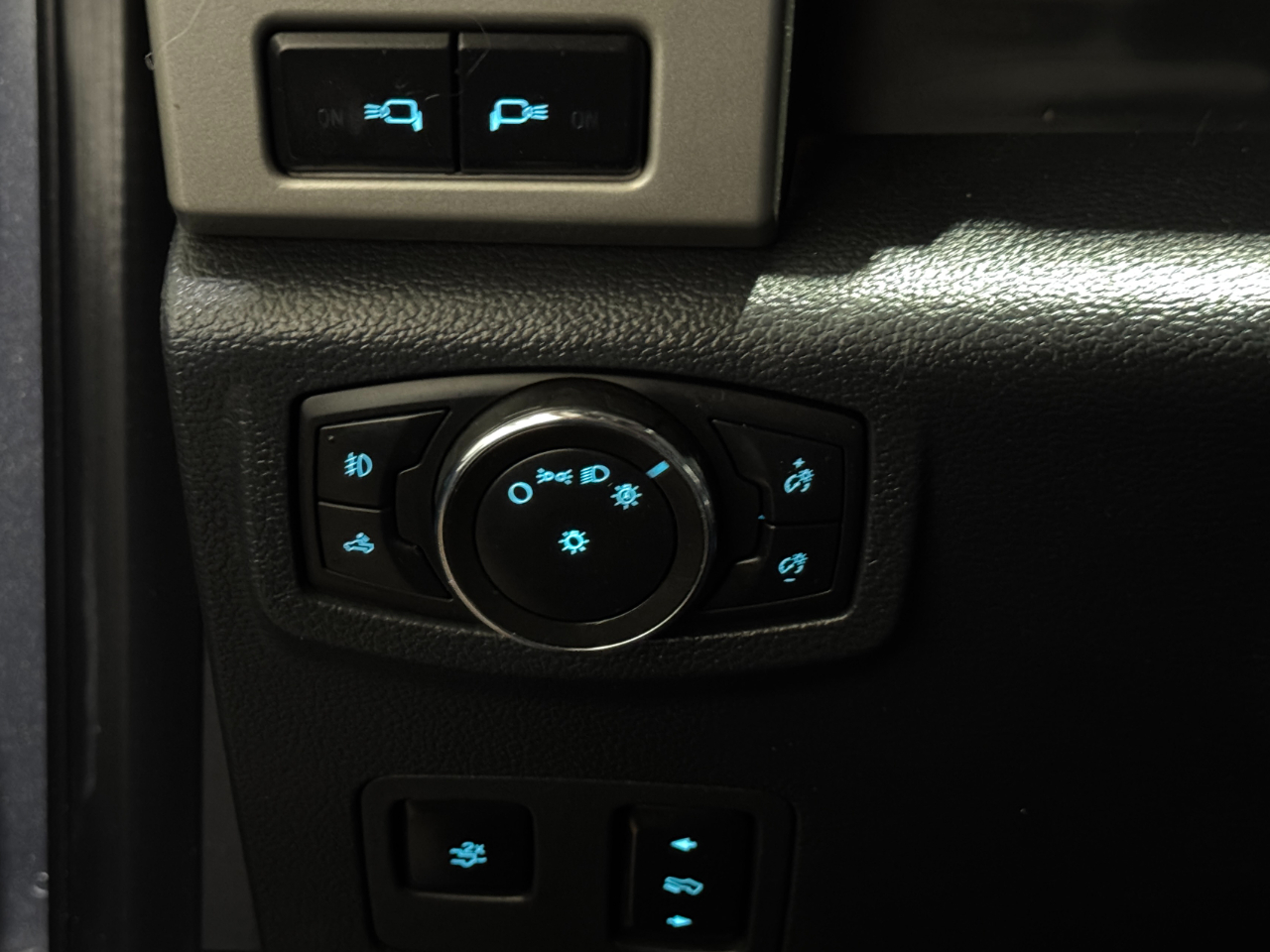 Ford Super Duty F-350 DRW  2022