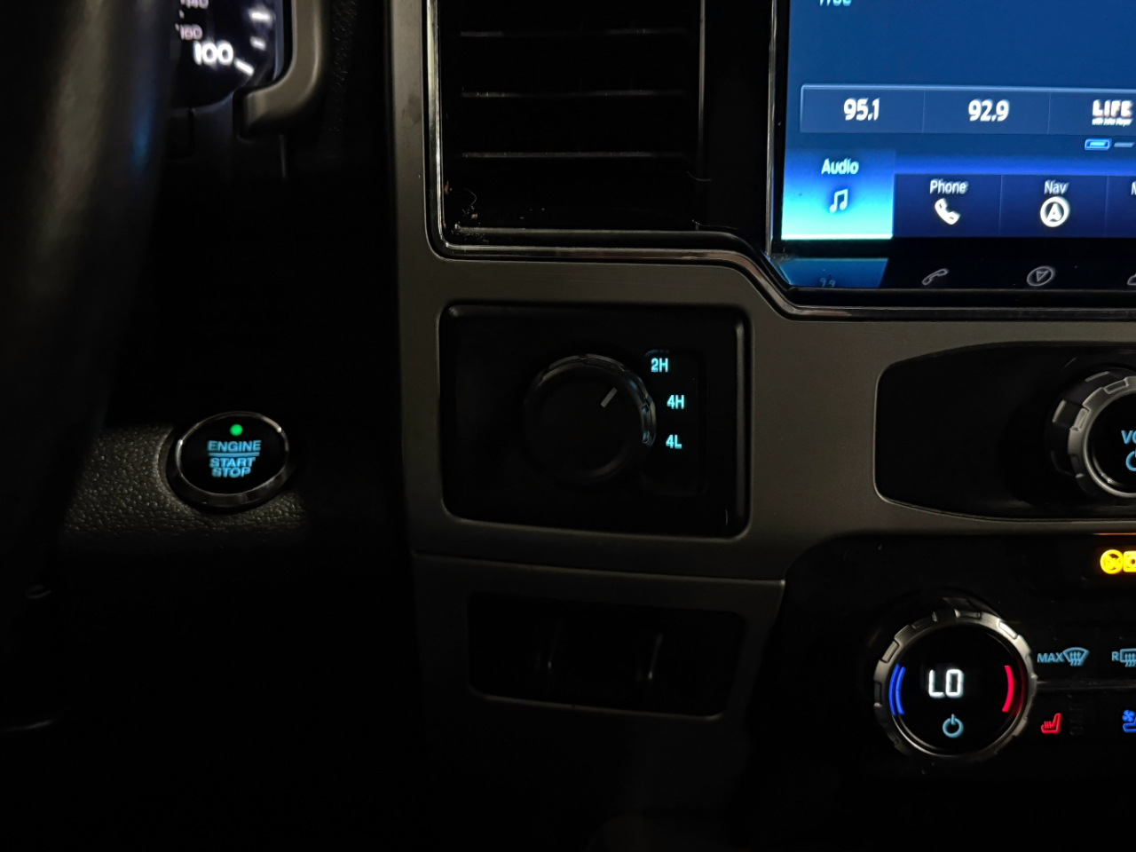 Ford Super Duty F-350 DRW  2022