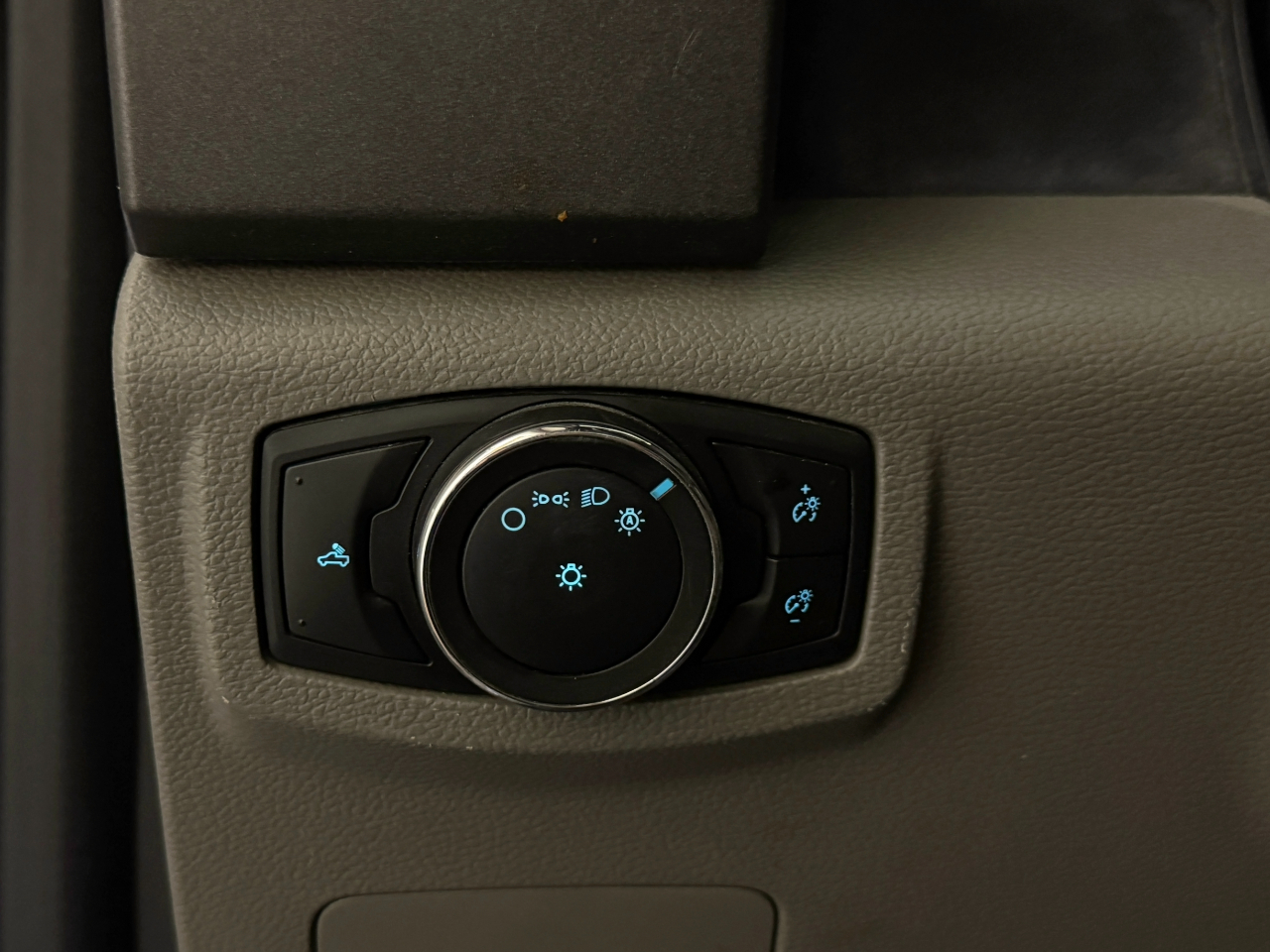 Ford Super Duty F-250 SRW  2022