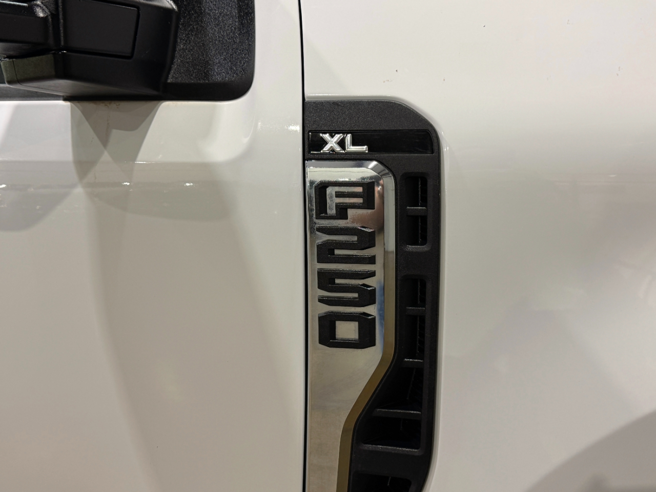 Ford Super Duty F-250 SRW  2023