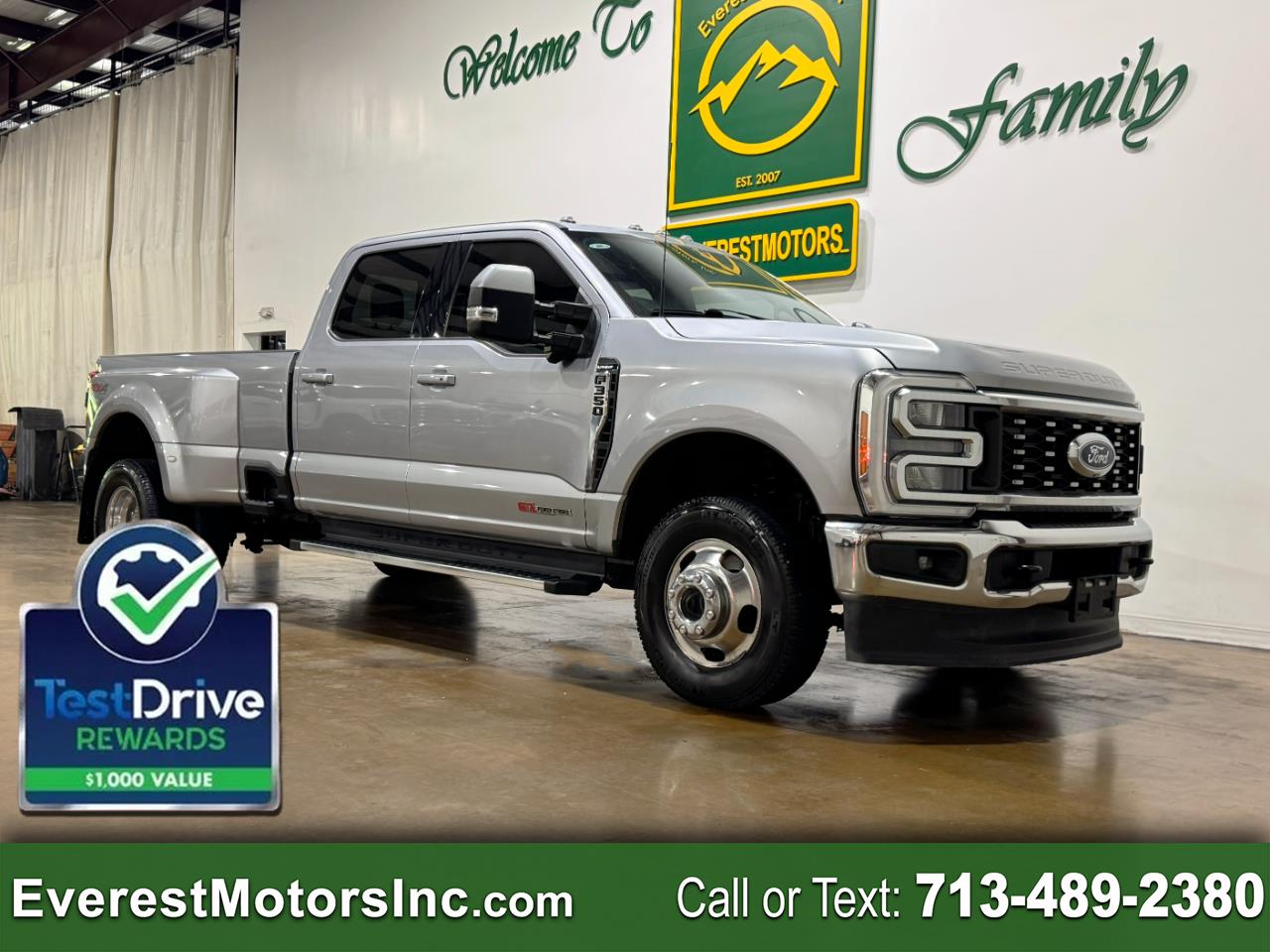 2023 Ford Super Duty F-350 DRW LARIAT 4X4 CREWCAB 6.7L V8 HO DIESEL 1OWNER FX4