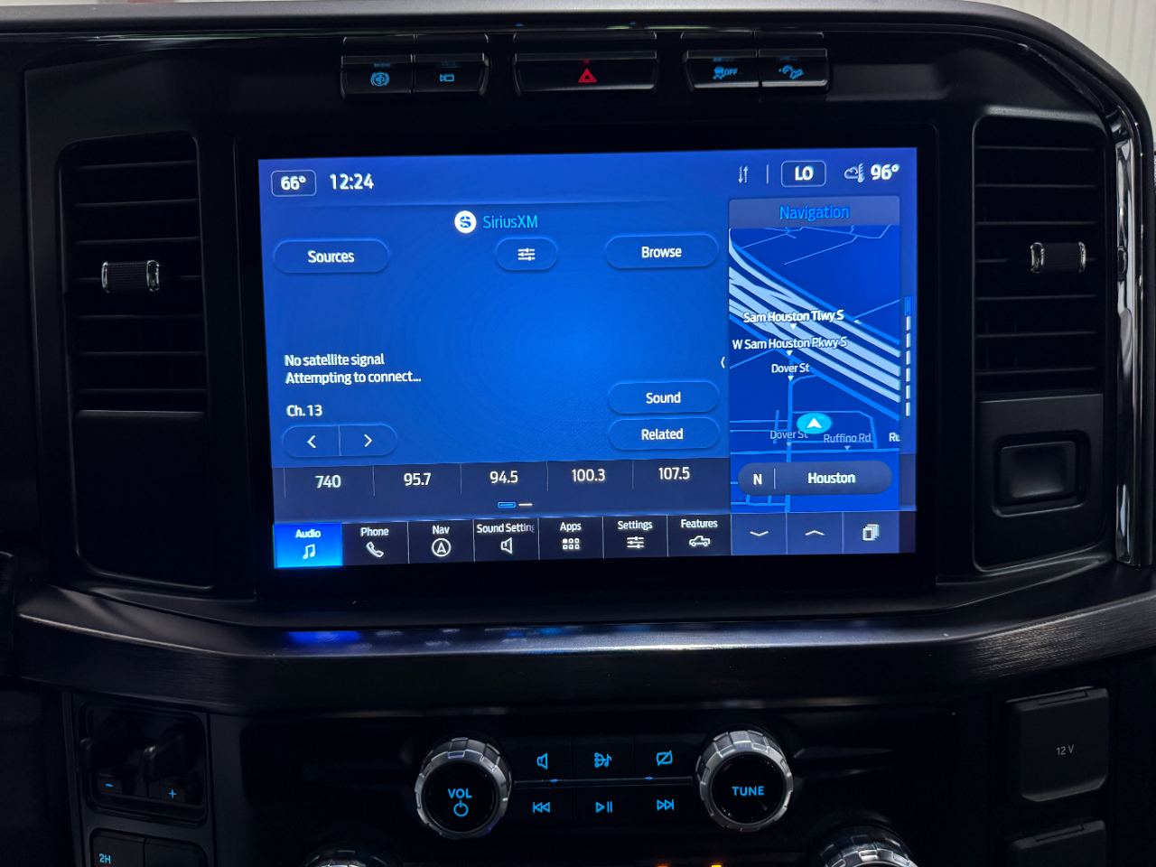 Ford Super Duty F-350 DRW  2023
