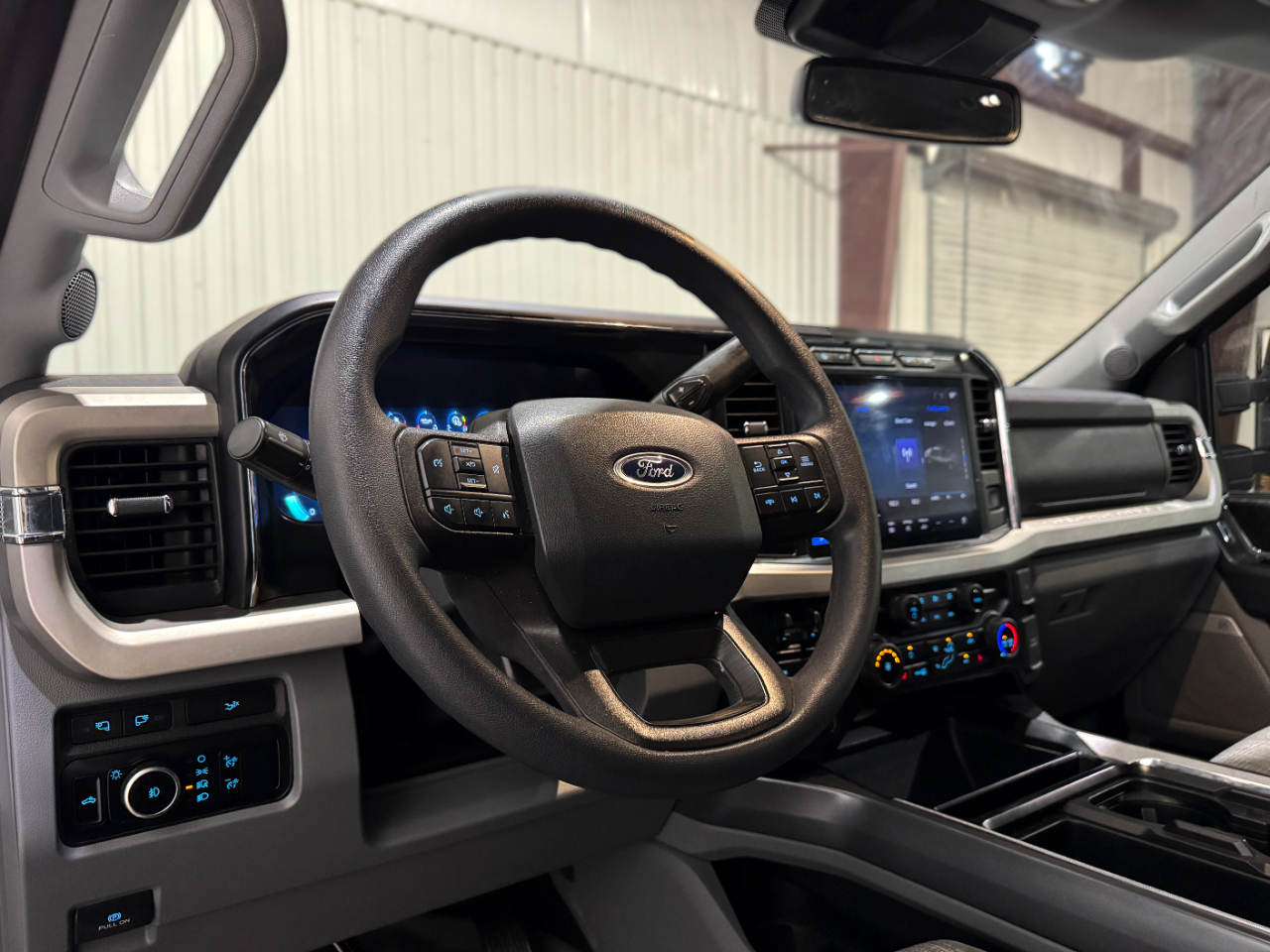 Ford Super Duty F-250 SRW  2023