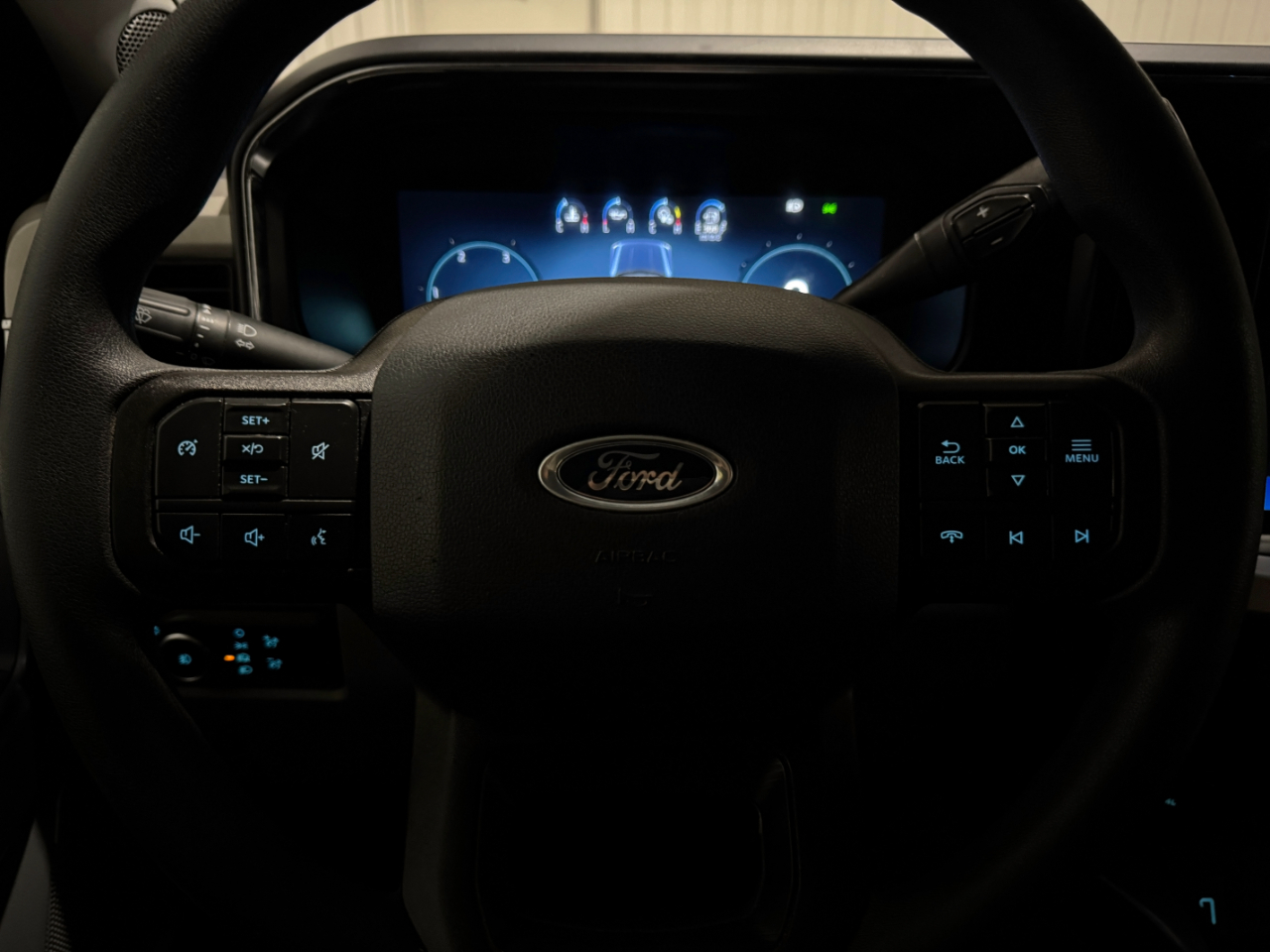 Ford Super Duty F-250 SRW  2023