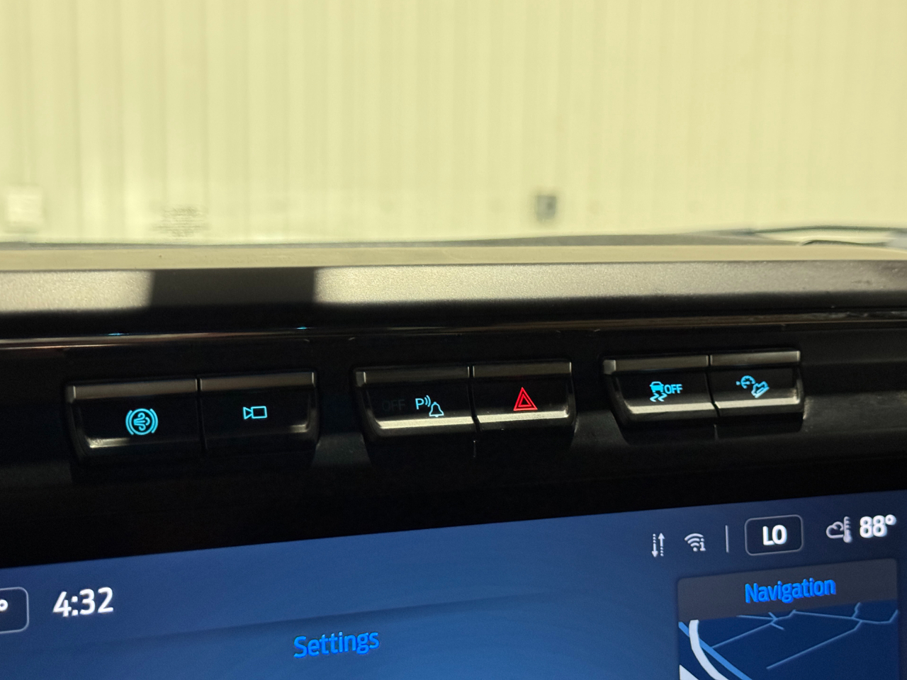 Ford Super Duty F-350 DRW  2024