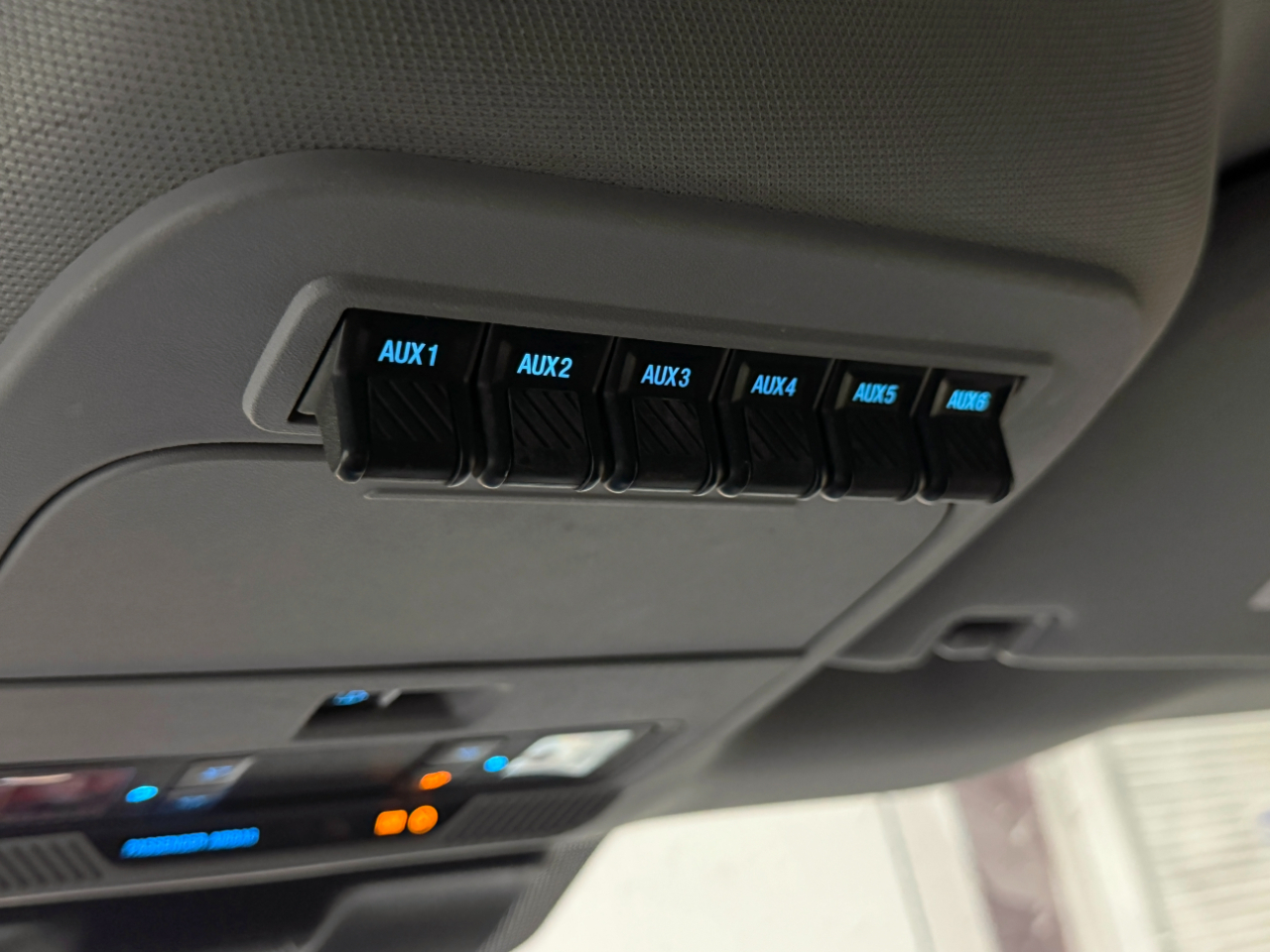 Ford Super Duty F-350 DRW  2024