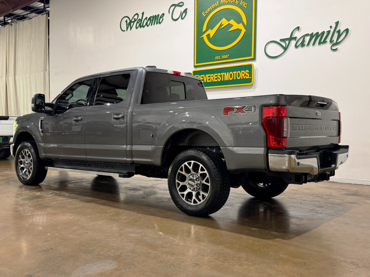 Ford Super Duty F-250 SRW  2022