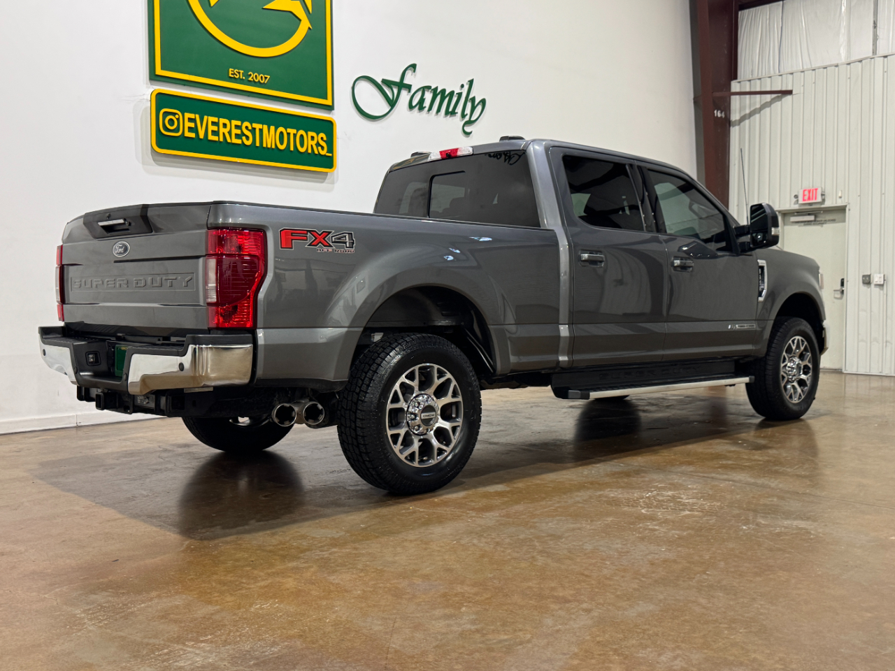 Ford Super Duty F-250 SRW  2022