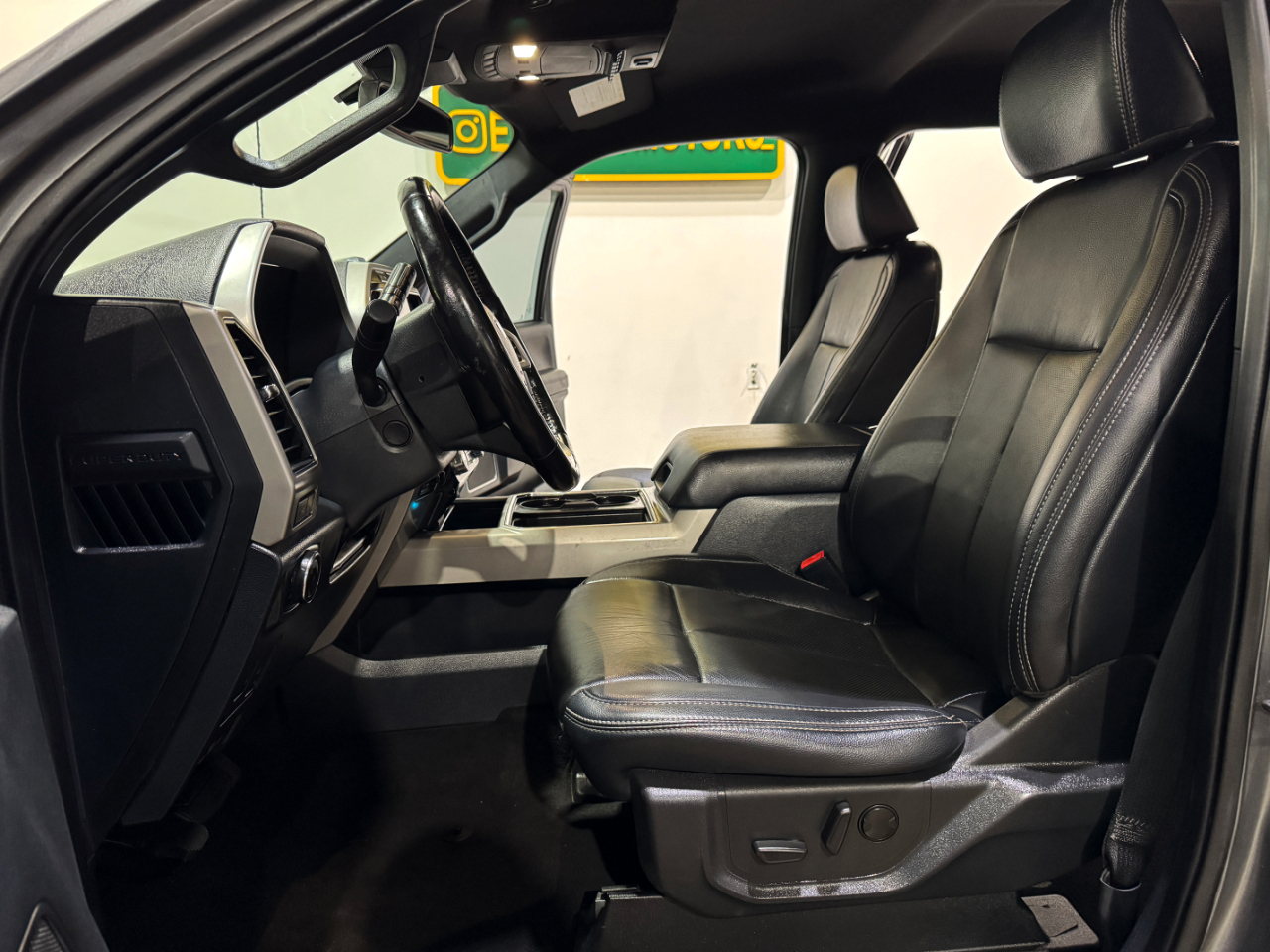 Ford Super Duty F-250 SRW  2022