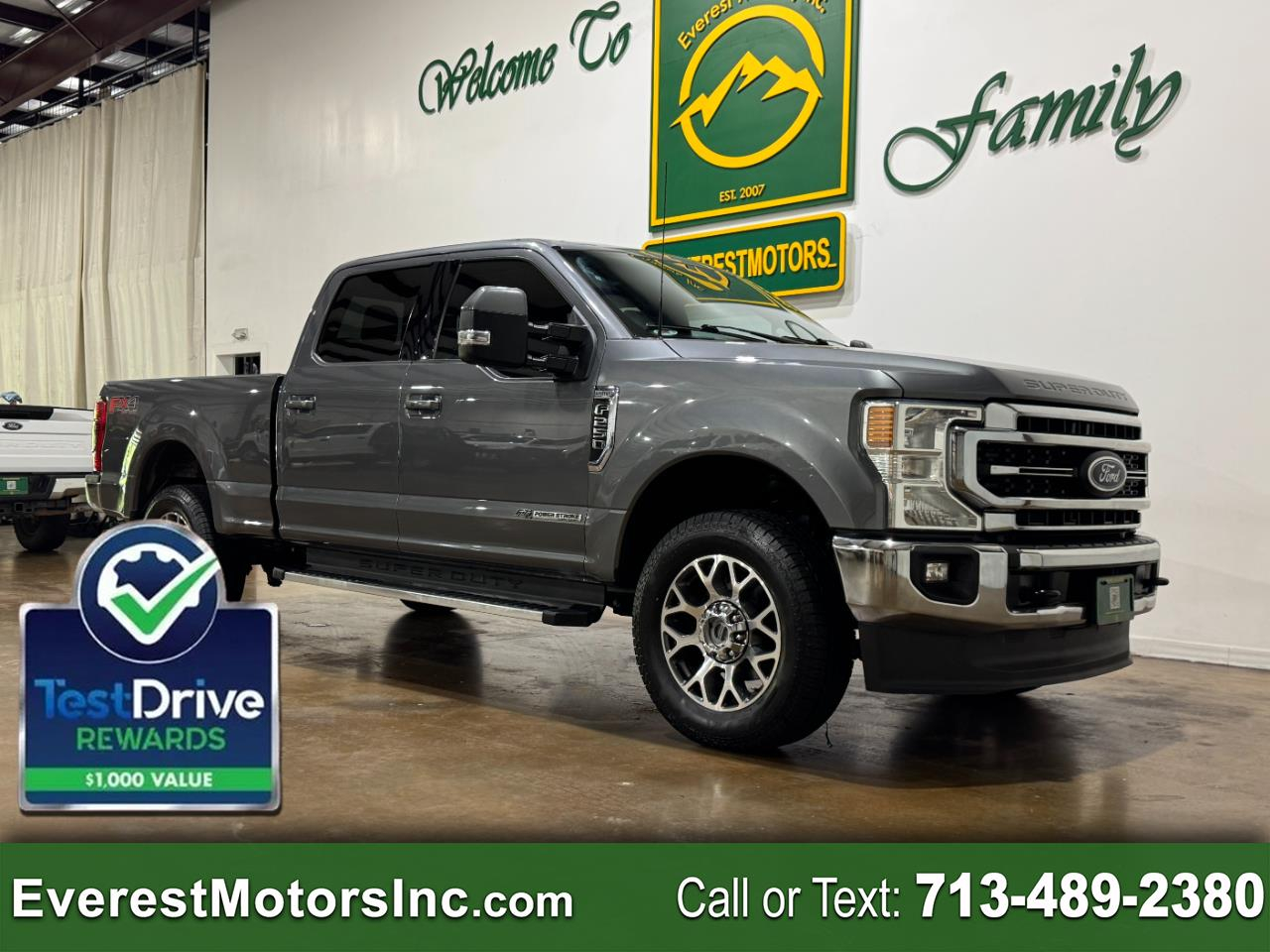 2022 Ford Super Duty F-250 SRW LARIAT ULTIMATE 4X4 CREWCAB SHORT 6.7L DIESEL 1OWN