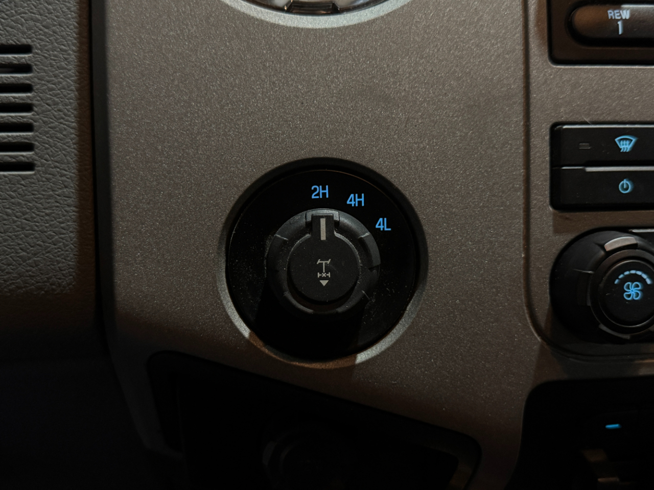 Ford Super Duty F-250 SRW  2016