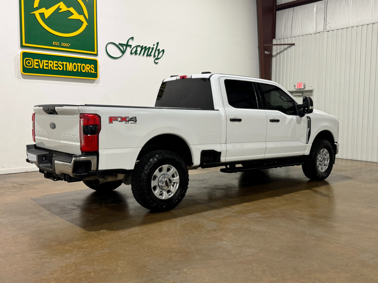 Ford Super Duty F-250 SRW  2023