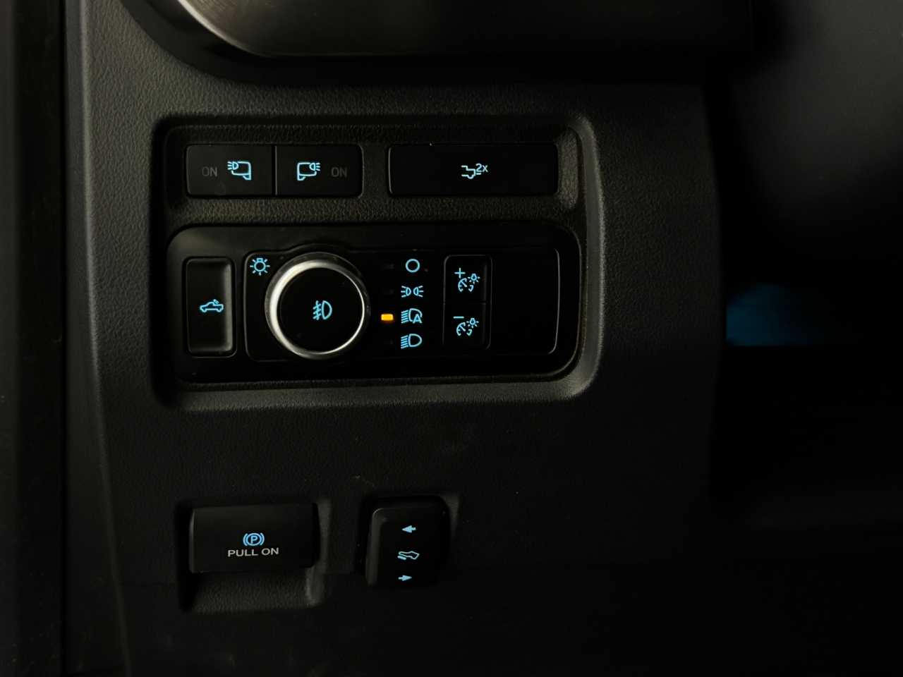 Ford Super Duty F-250 SRW  2024