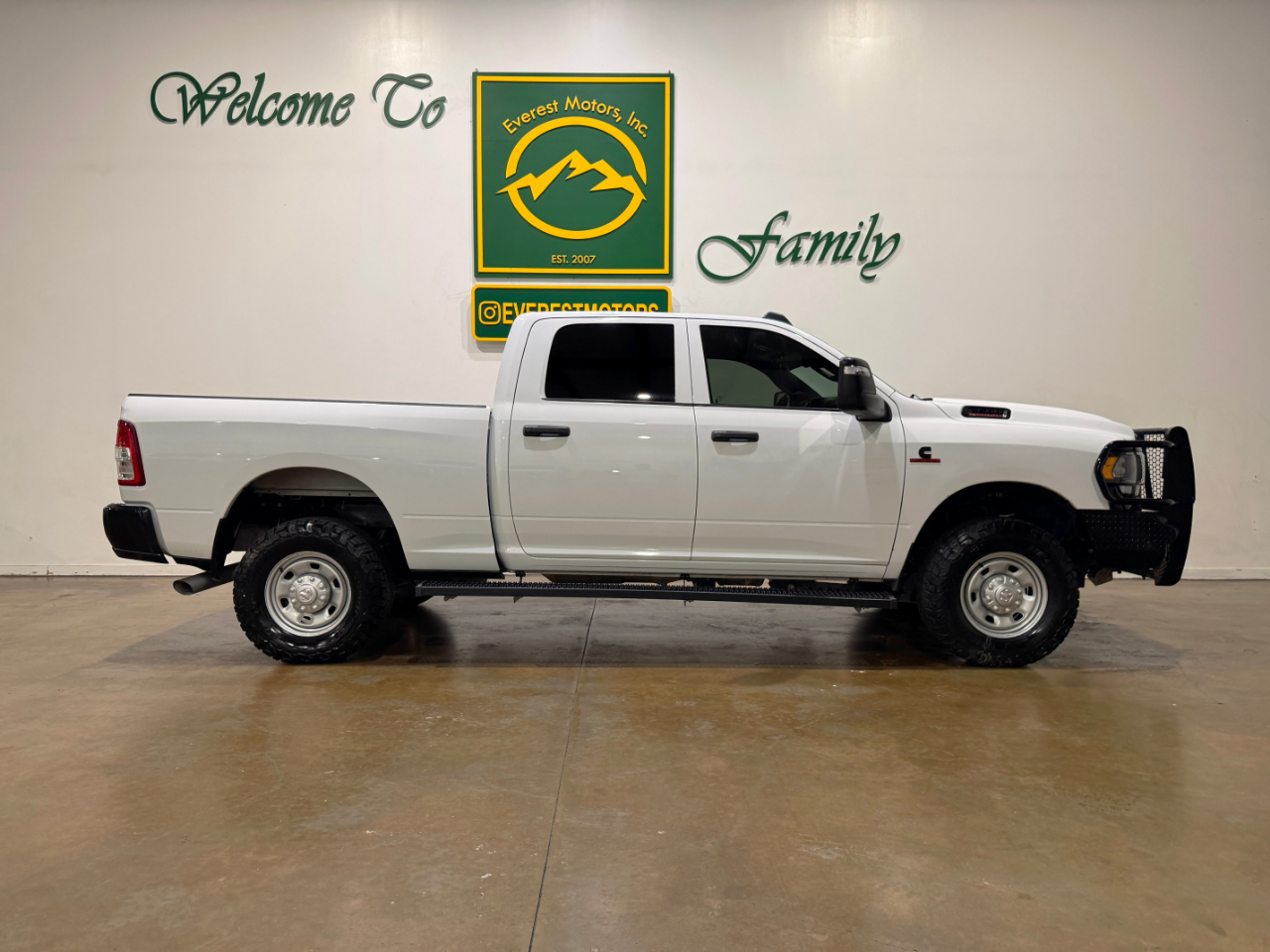RAM 2500  2023