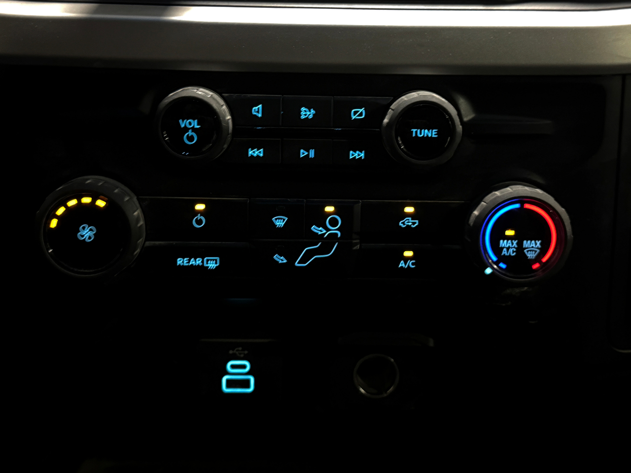 Ford Super Duty F-250 SRW  2023