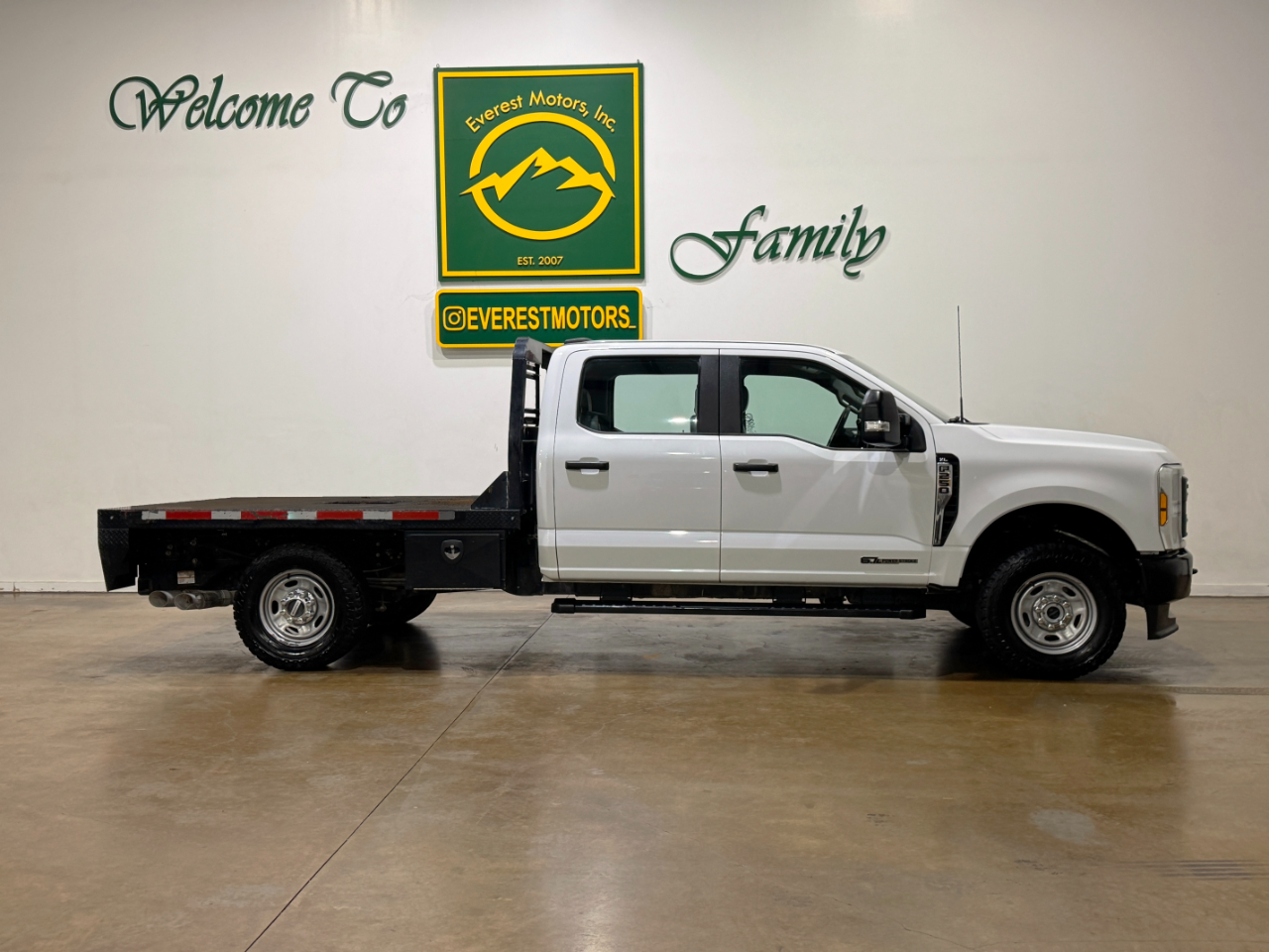 Ford Super Duty F-250 SRW  2024