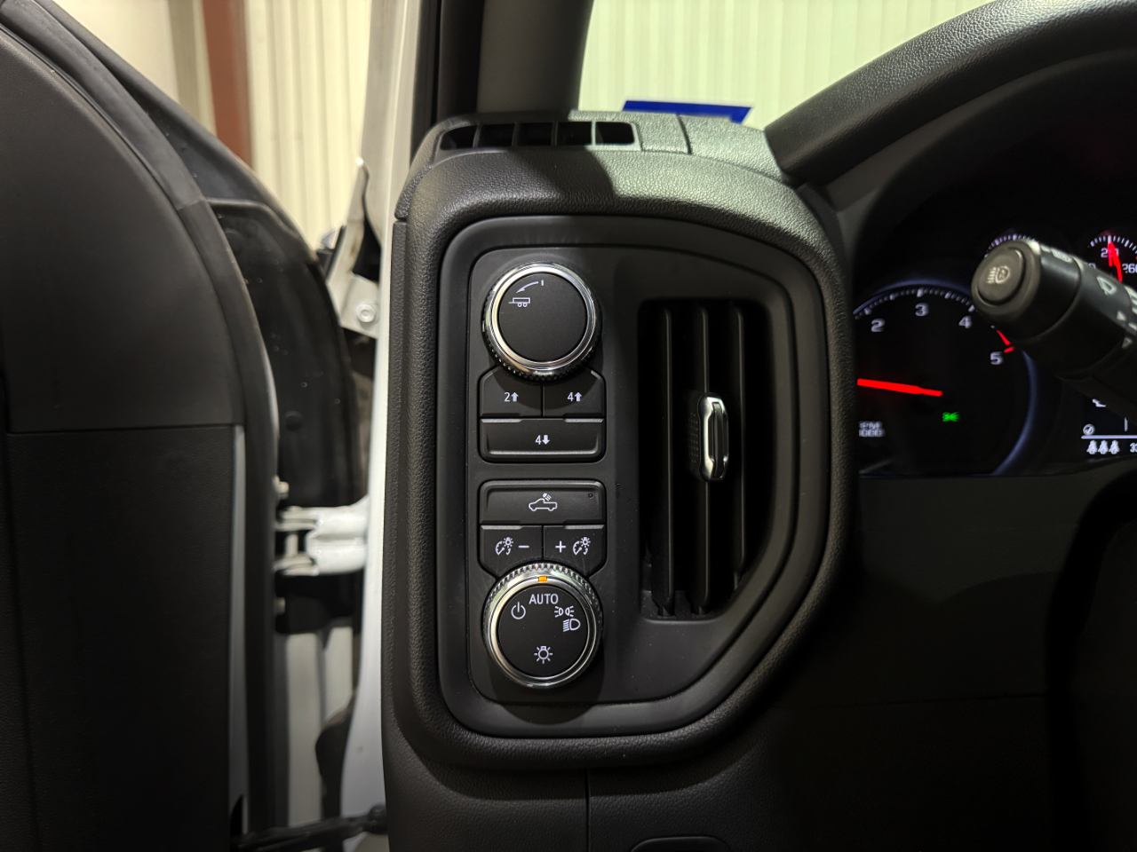 GMC Sierra 3500HD  2024