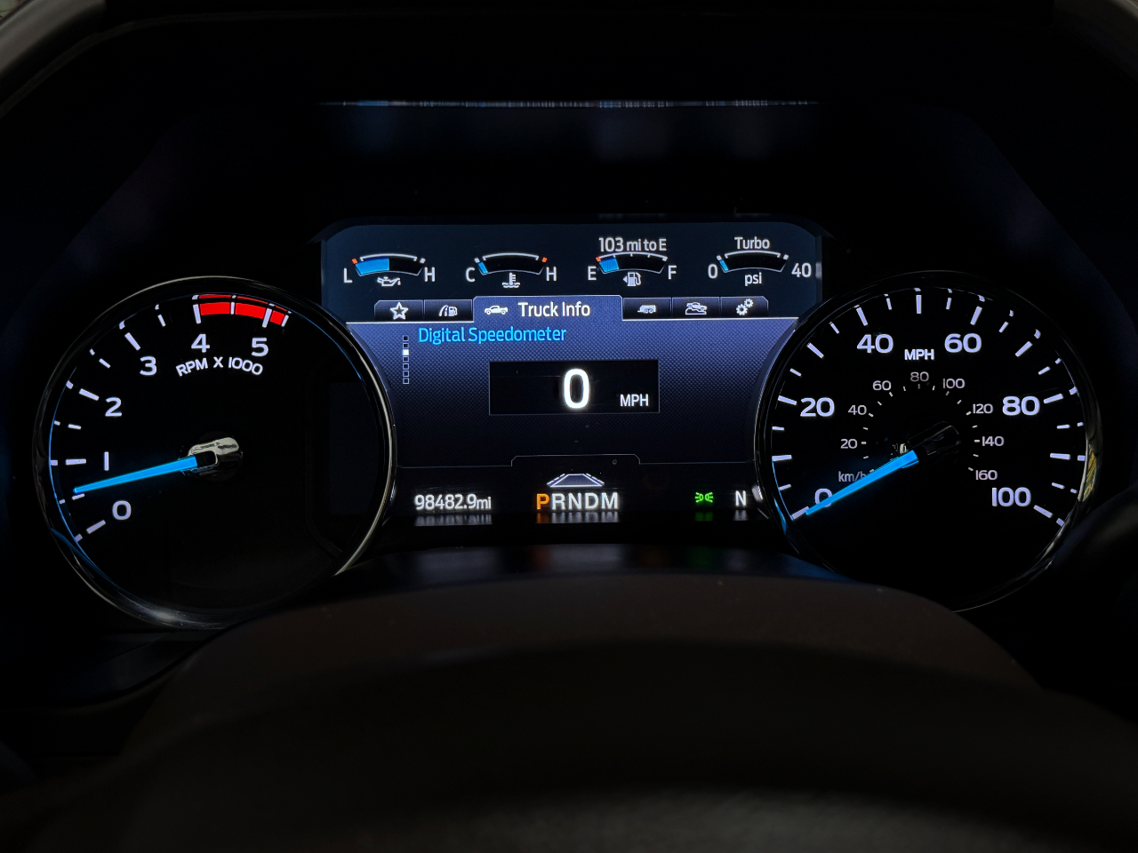 Ford Super Duty F-350 SRW  2022