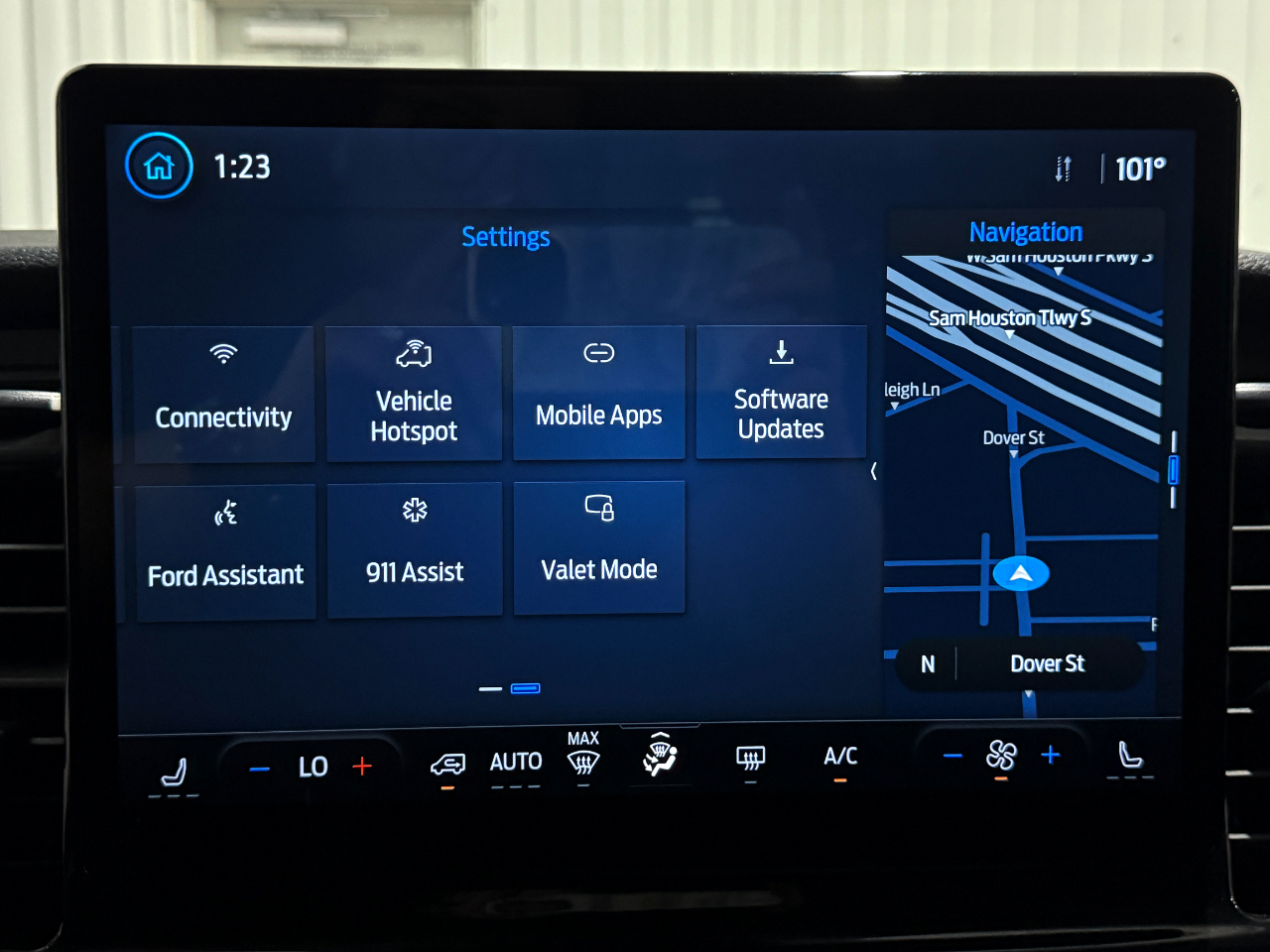 Ford Transit Passenger Wagon  2023