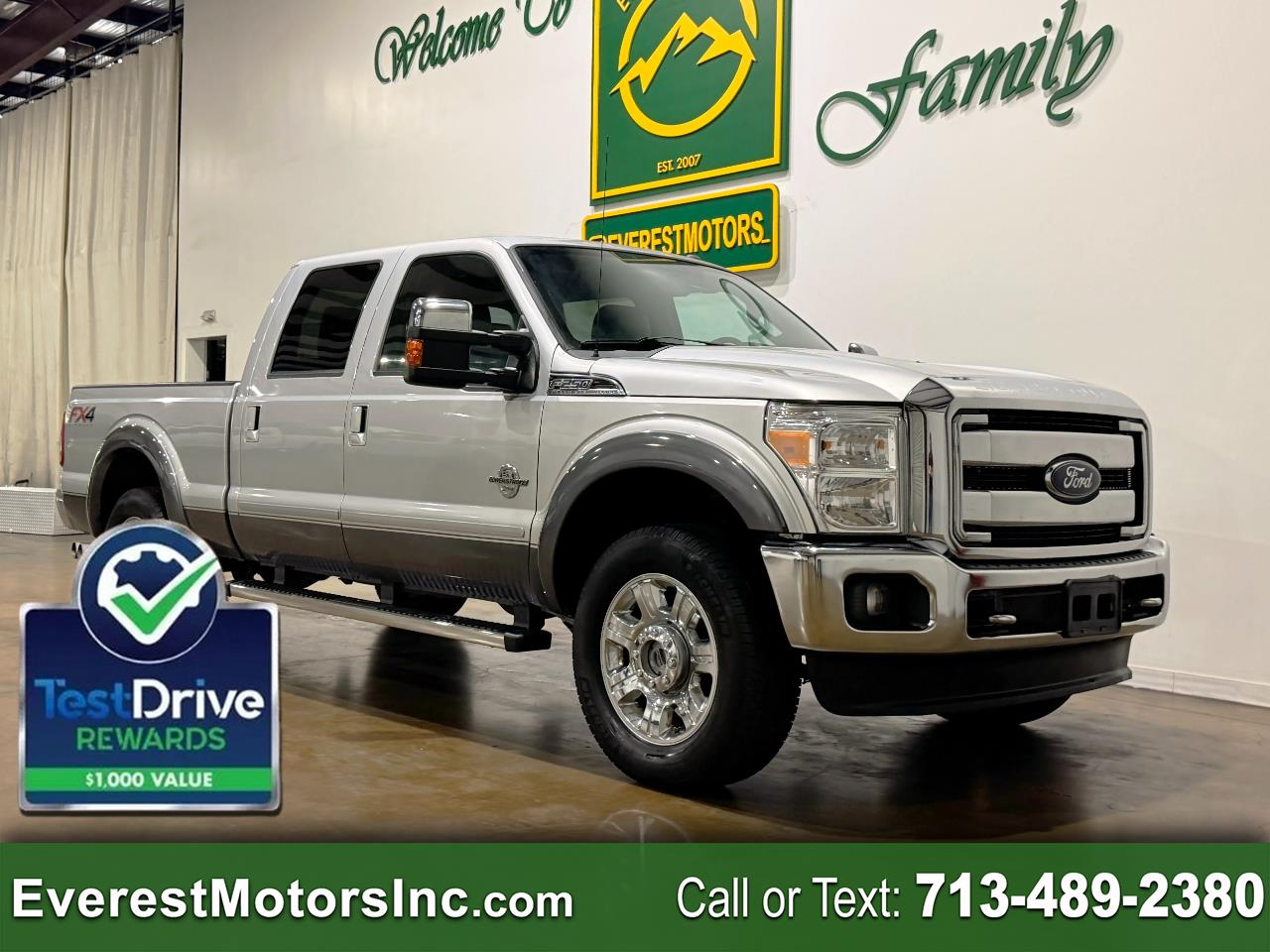 Ford Super Duty F-250 SRW  2012