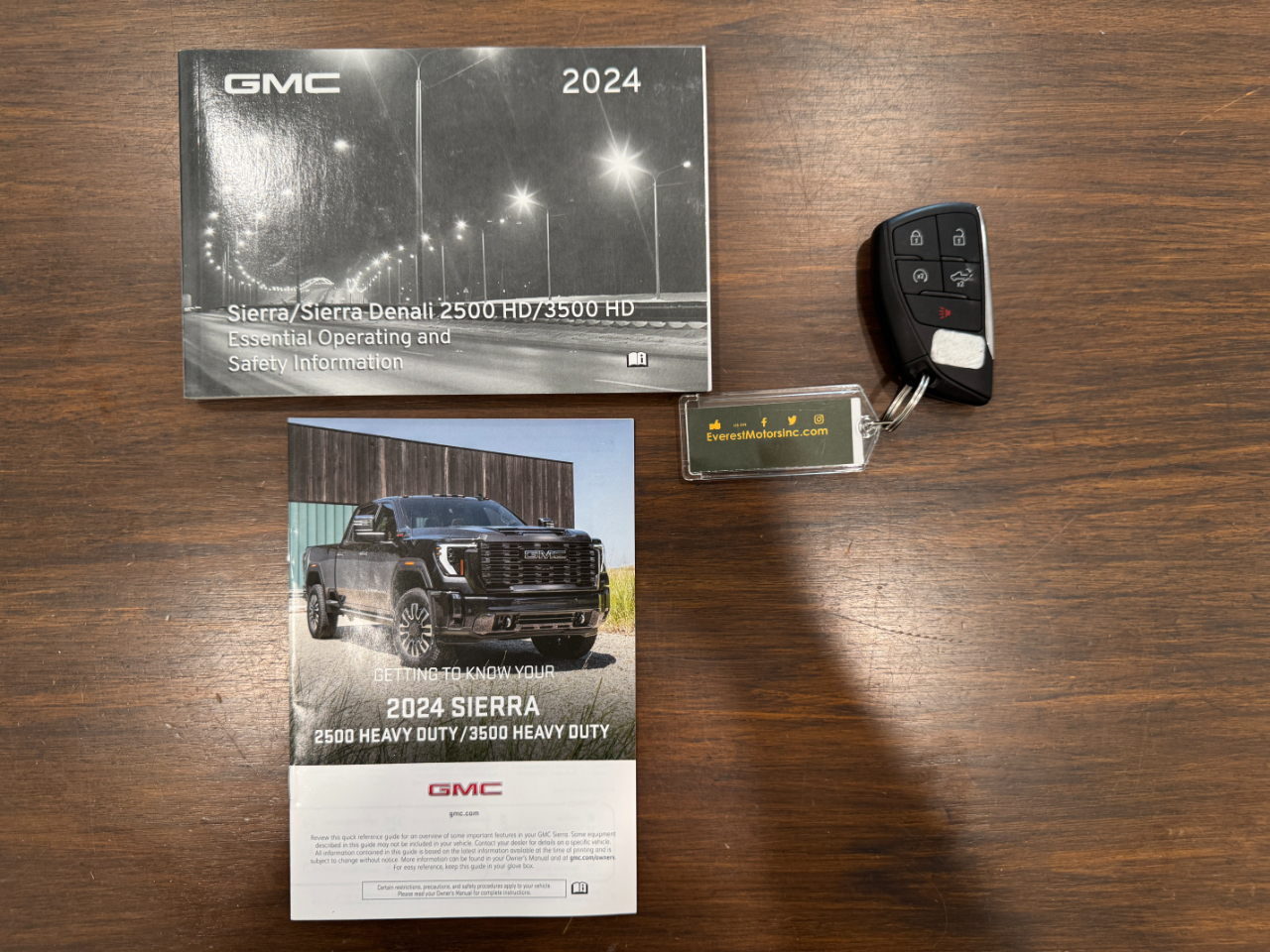GMC Sierra 3500HD  2024