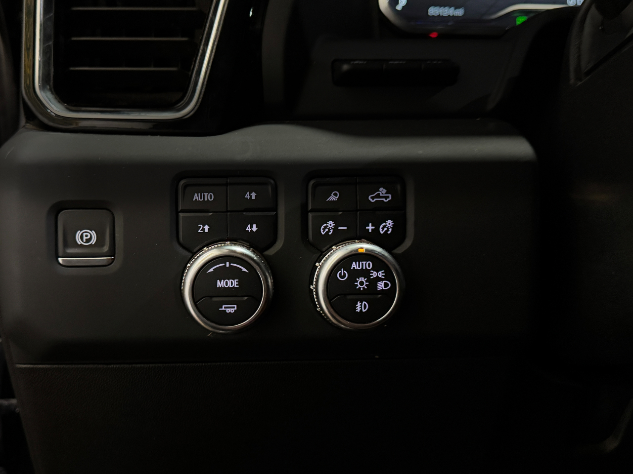GMC Sierra 3500HD  2024