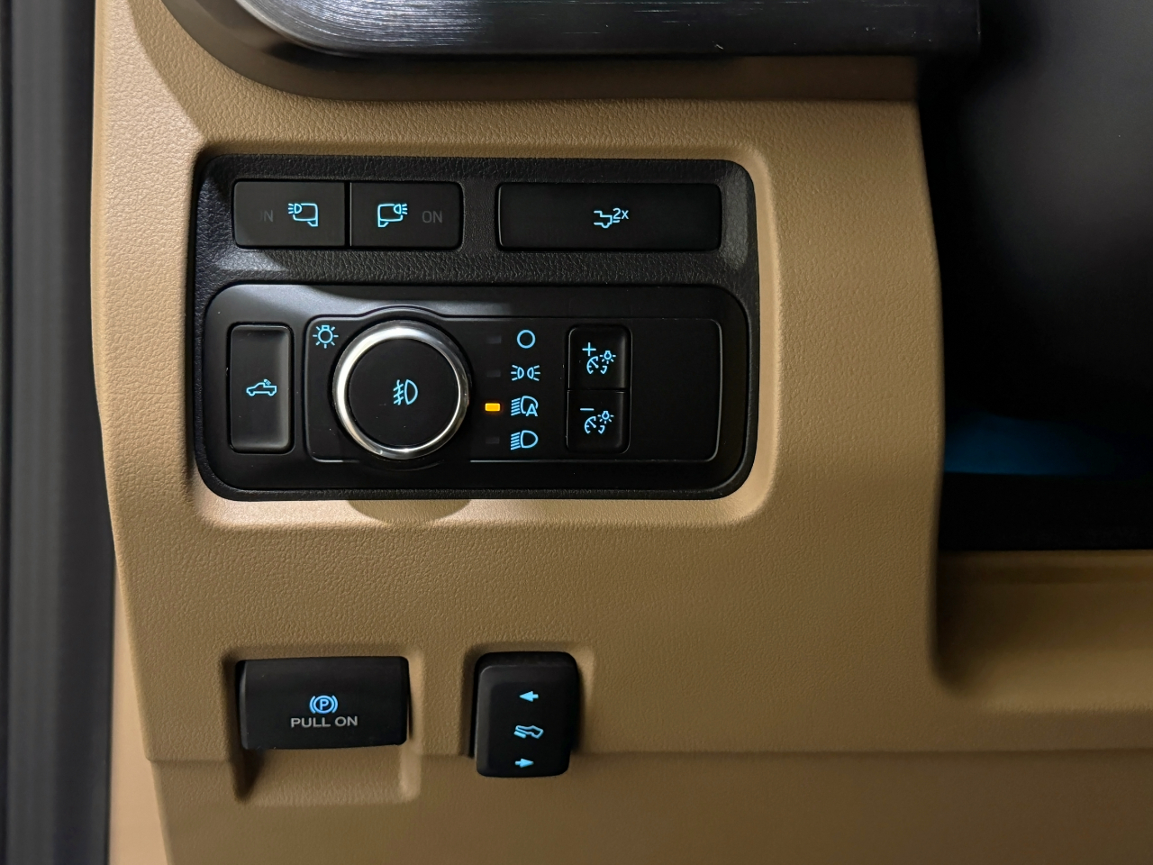 Ford Super Duty F-450 DRW  2023